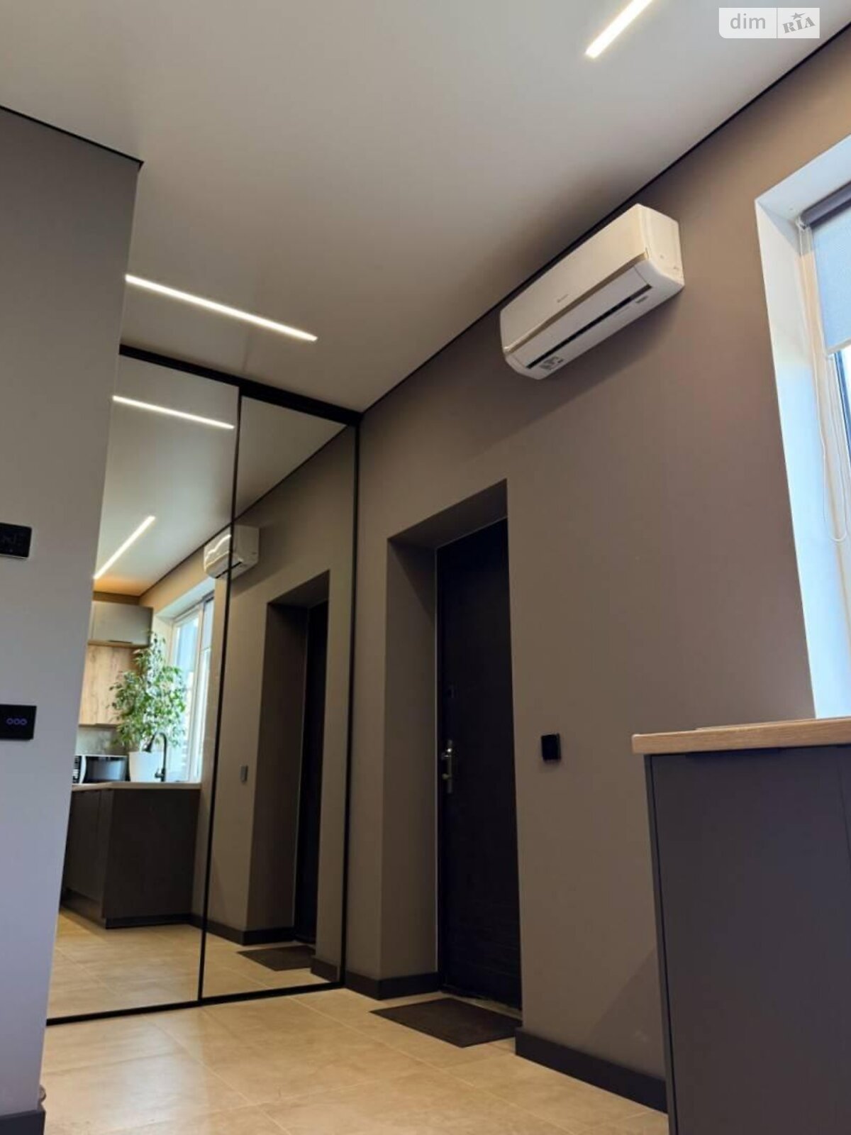 трехэтажный дом, 93 кв. м, кирпич. Продажа в Одессе район Таирова фото 1