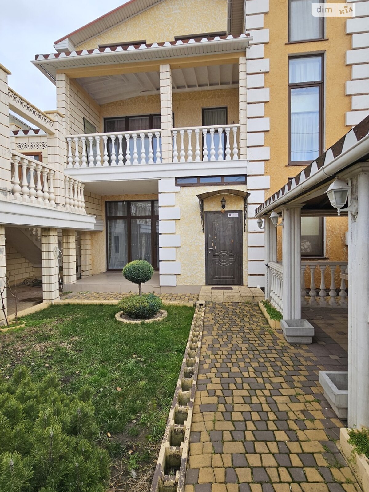 триповерховий будинок, 250 кв. м, газобетон. Продаж в Одесі, район Таїрова фото 1