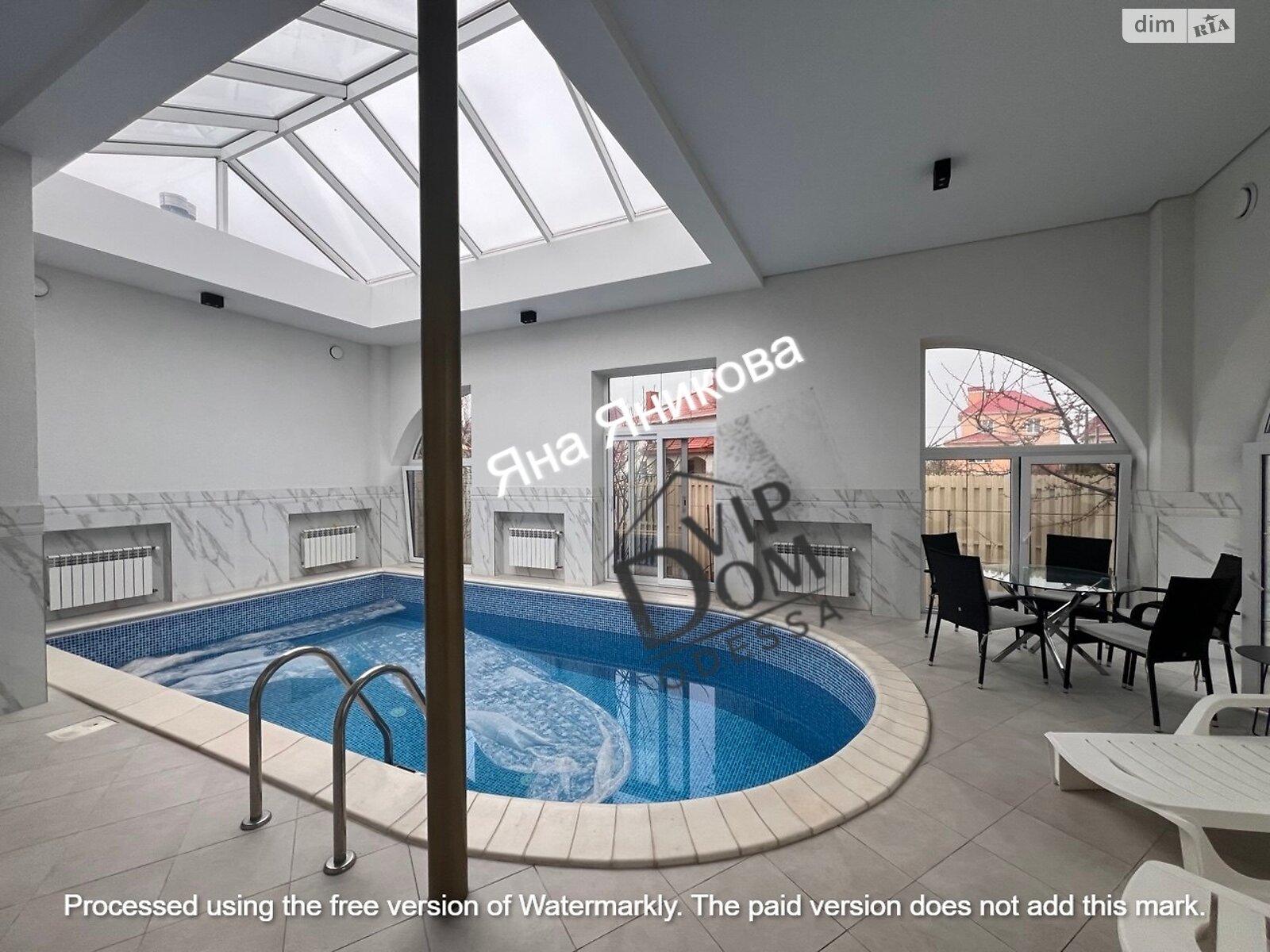 одноэтажный дом с гаражом, 300 кв. м, кирпич. Продажа в Одессе район Царское Село фото 1