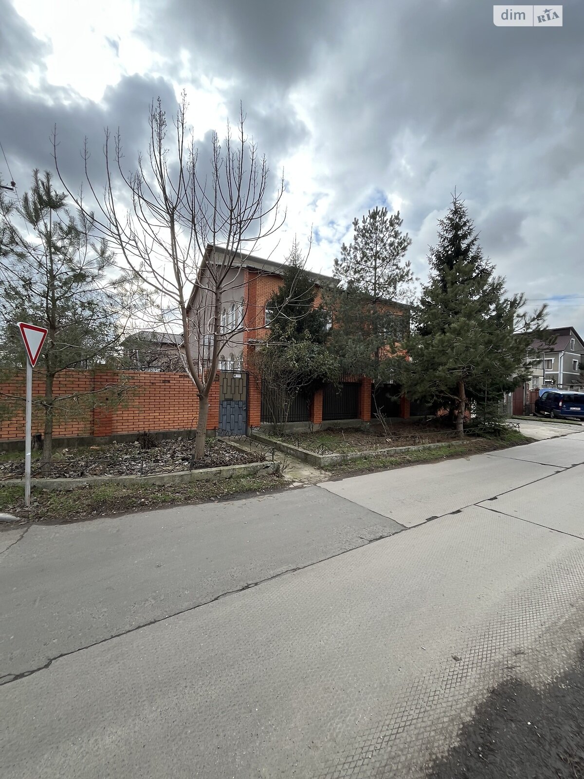 двоповерховий будинок з верандою, 386 кв. м, ракушечник (ракушняк). Продаж у Лиманці фото 1 двоповерховий будинок з верандою, 386 кв. м, ракушечник (ракушняк). Продаж у Лиманці фото 1