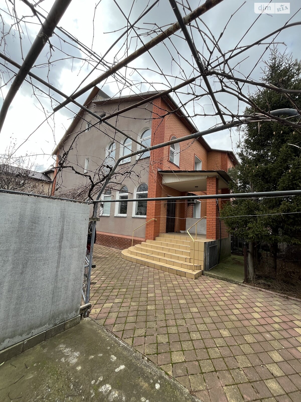 двоповерховий будинок з верандою, 386 кв. м, ракушечник (ракушняк). Продаж у Лиманці фото 1 двоповерховий будинок з верандою, 386 кв. м, ракушечник (ракушняк). Продаж у Лиманці фото 1
