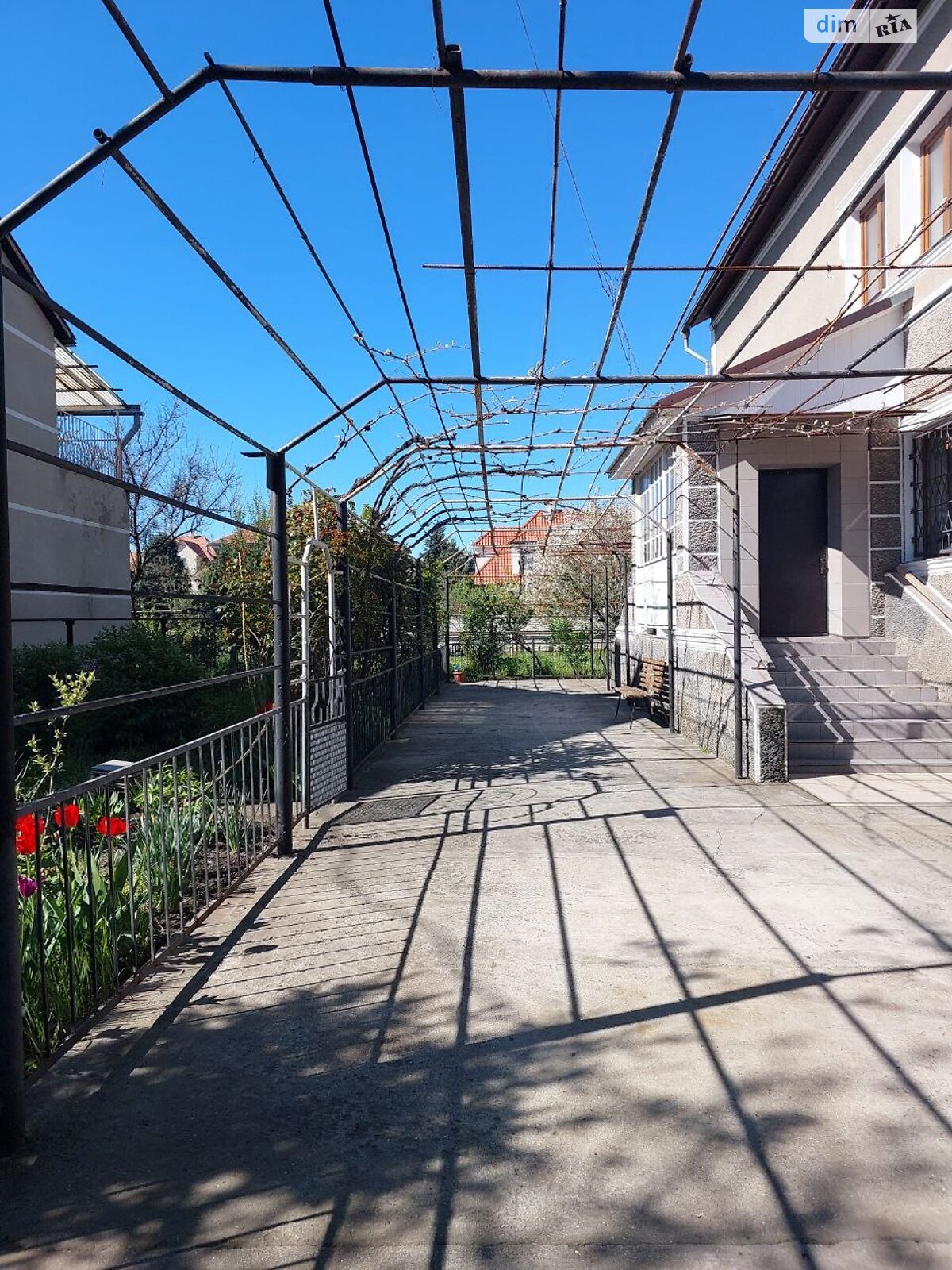 двухэтажный дом с верандой, 362.7 кв. м, ракушечник (ракушняк). Продажа в Лиманке фото 1 двухэтажный дом с верандой, 362.7 кв. м, ракушечник (ракушняк). Продажа в Лиманке фото 1