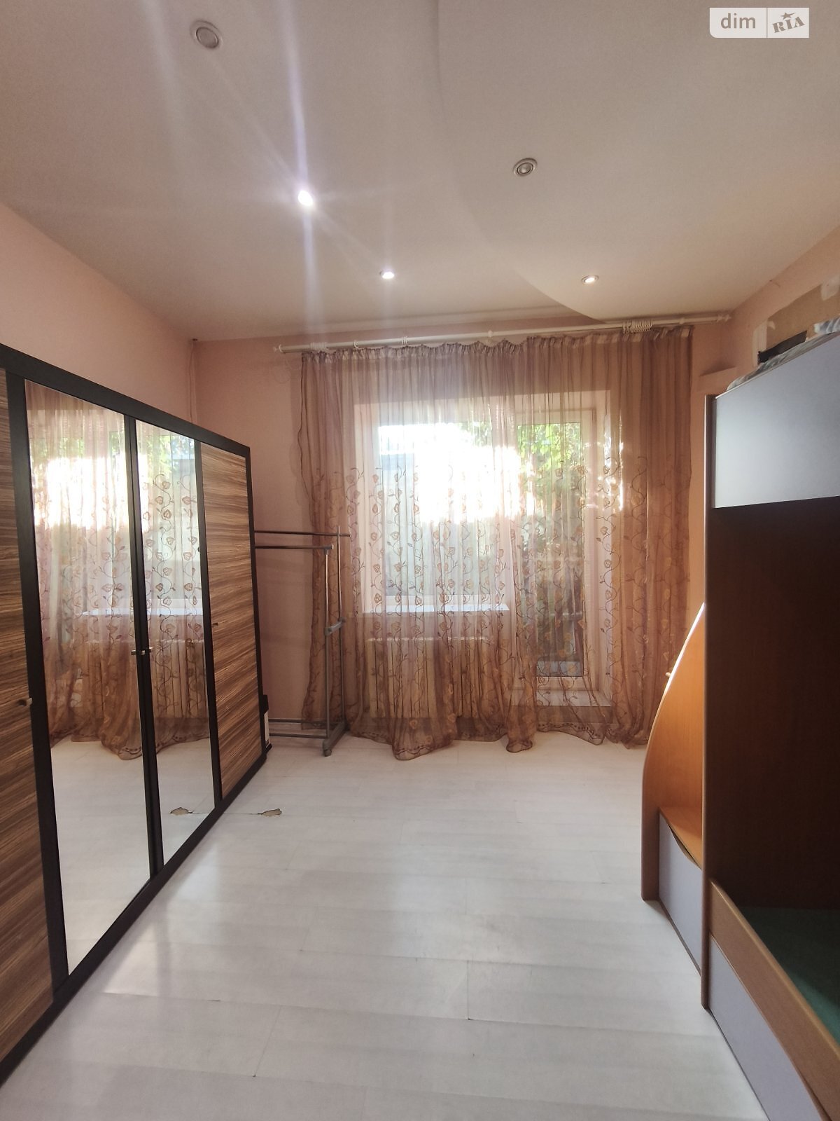 одноэтажный дом с отоплением, 137 кв. м, кирпич. Продажа в Одессе район Царское Село фото 1