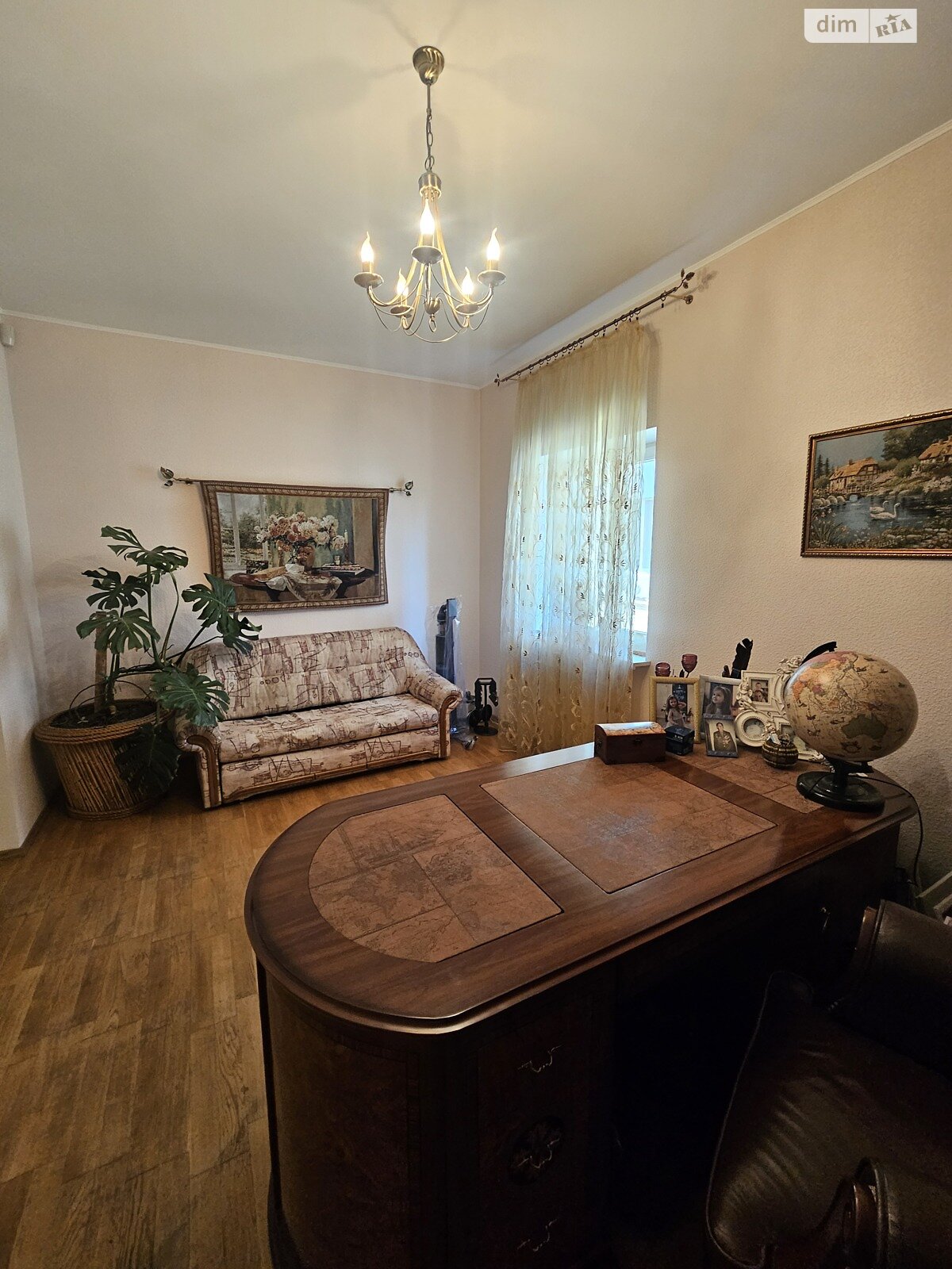 двухэтажный дом с гаражом, 500 кв. м, кирпич. Продажа в Одессе район Царское Село фото 1 двухэтажный дом с гаражом, 500 кв. м, кирпич. Продажа в Одессе район Царское Село фото 1