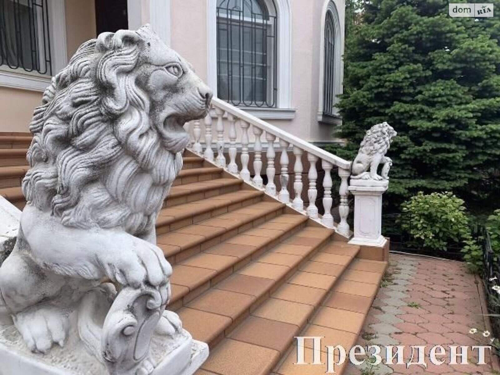 двухэтажный дом с балконом, 486 кв. м, кирпич. Продажа в Одессе район Царское Село фото 1
