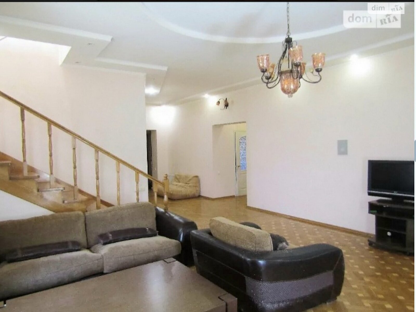 двухэтажный дом с гаражом, 264 кв. м, ракушечник (ракушняк). Продажа в Одессе район Царское Село фото 1