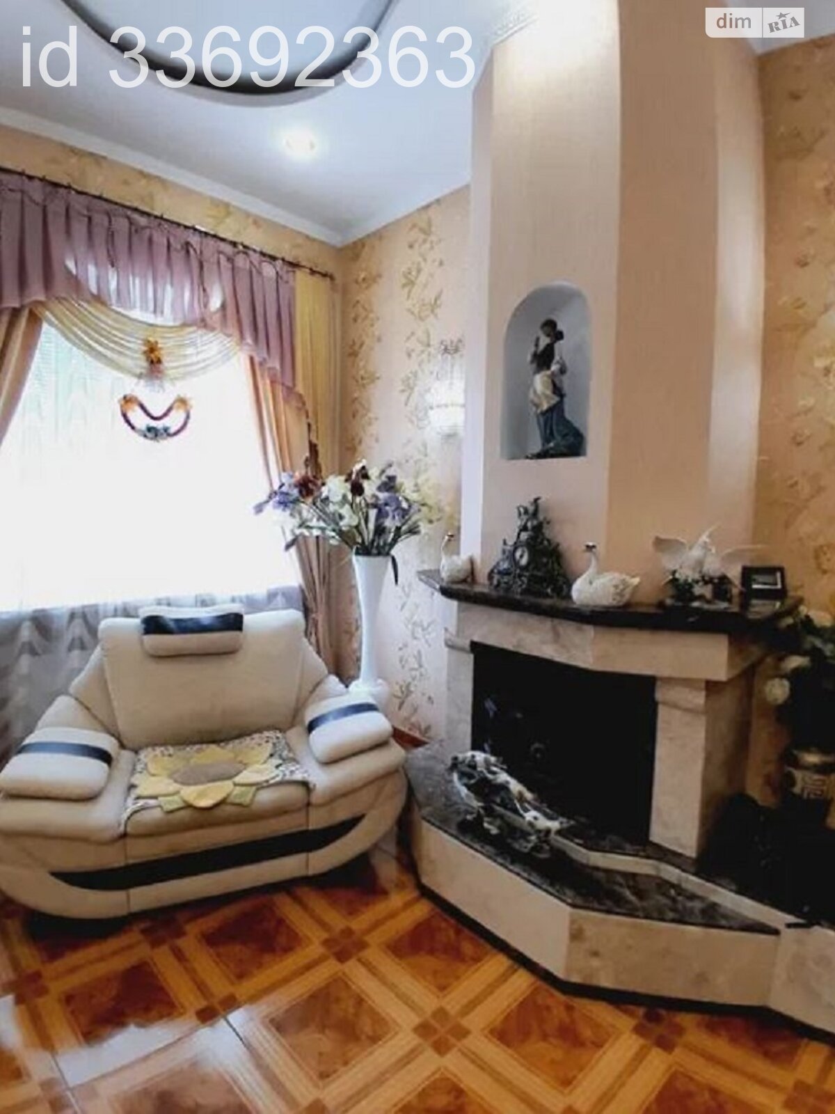 трехэтажный дом с гаражом, 450 кв. м, кирпич. Продажа в Одессе фото 1 трехэтажный дом с гаражом, 450 кв. м, кирпич. Продажа в Одессе фото 1