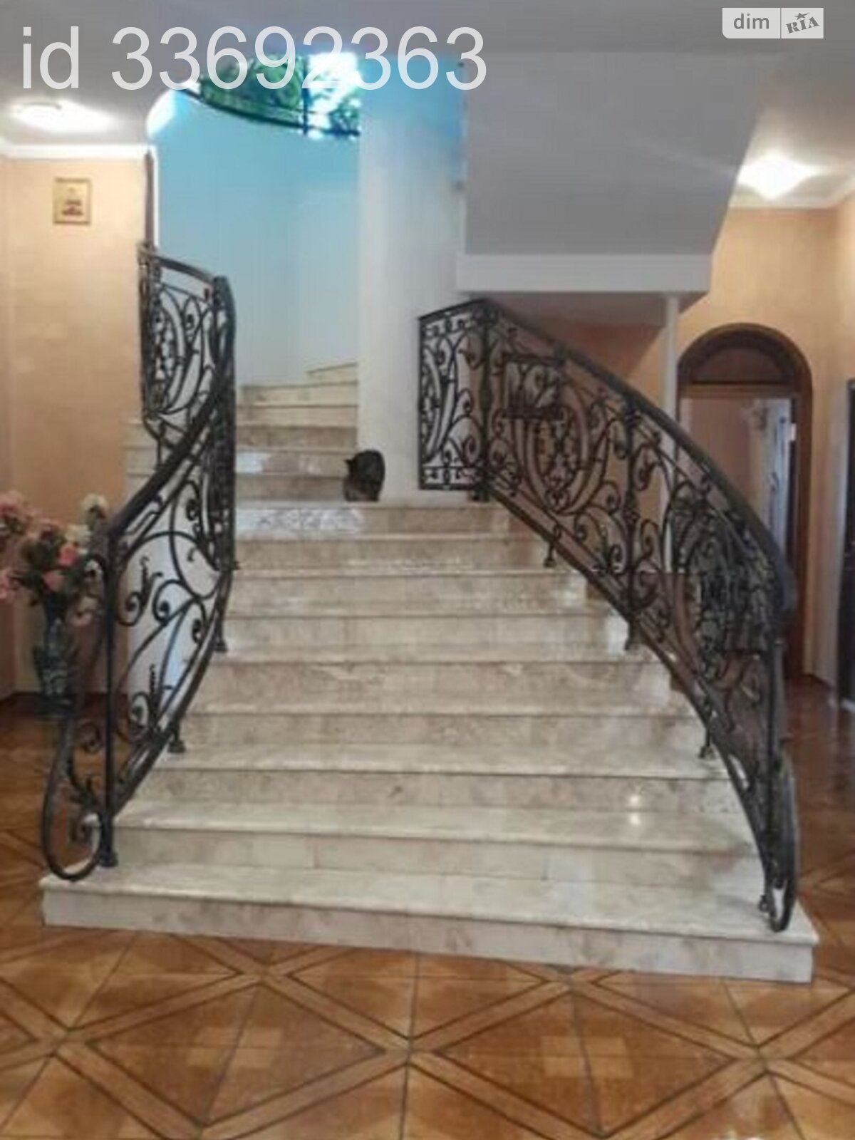 трехэтажный дом с гаражом, 450 кв. м, кирпич. Продажа в Одессе фото 1 трехэтажный дом с гаражом, 450 кв. м, кирпич. Продажа в Одессе фото 1