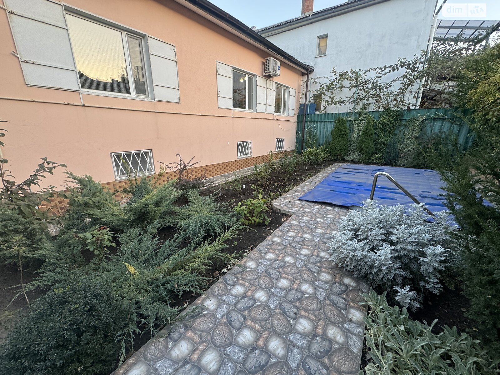 двоповерховий будинок бесідка, 250 кв. м, цегла. Продаж у Одесі фото 1 двоповерховий будинок бесідка, 250 кв. м, цегла. Продаж у Одесі фото 1