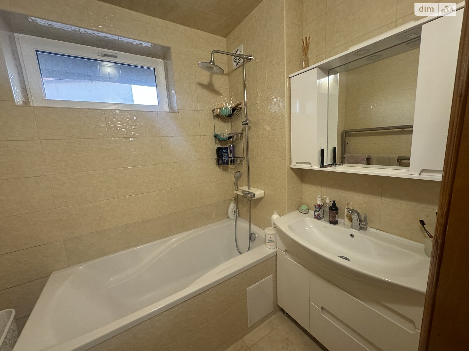 двоповерховий будинок бесідка, 250 кв. м, цегла. Продаж у Одесі фото 1 двоповерховий будинок бесідка, 250 кв. м, цегла. Продаж у Одесі фото 1