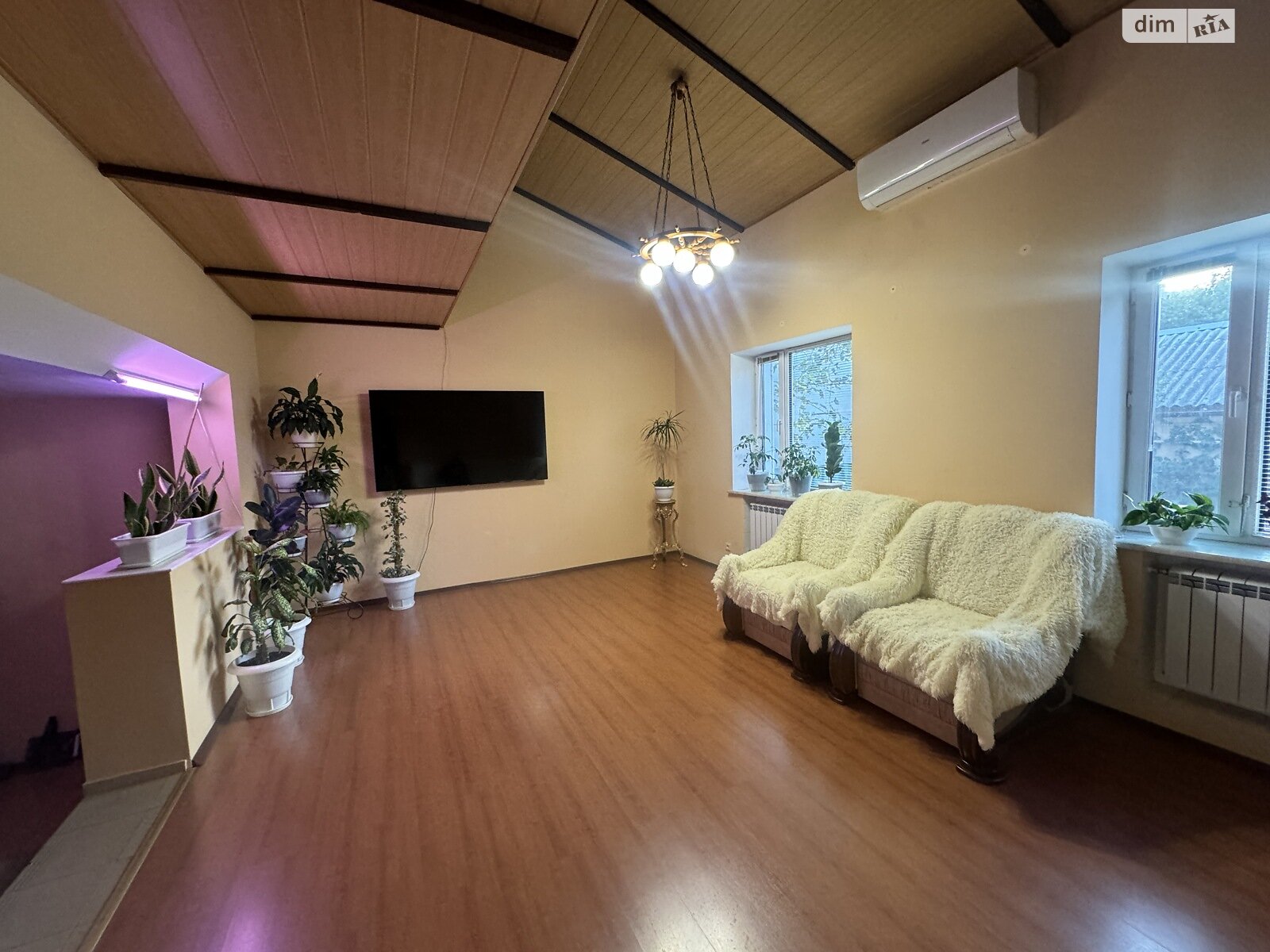 двоповерховий будинок бесідка, 250 кв. м, цегла. Продаж у Одесі фото 1 двоповерховий будинок бесідка, 250 кв. м, цегла. Продаж у Одесі фото 1