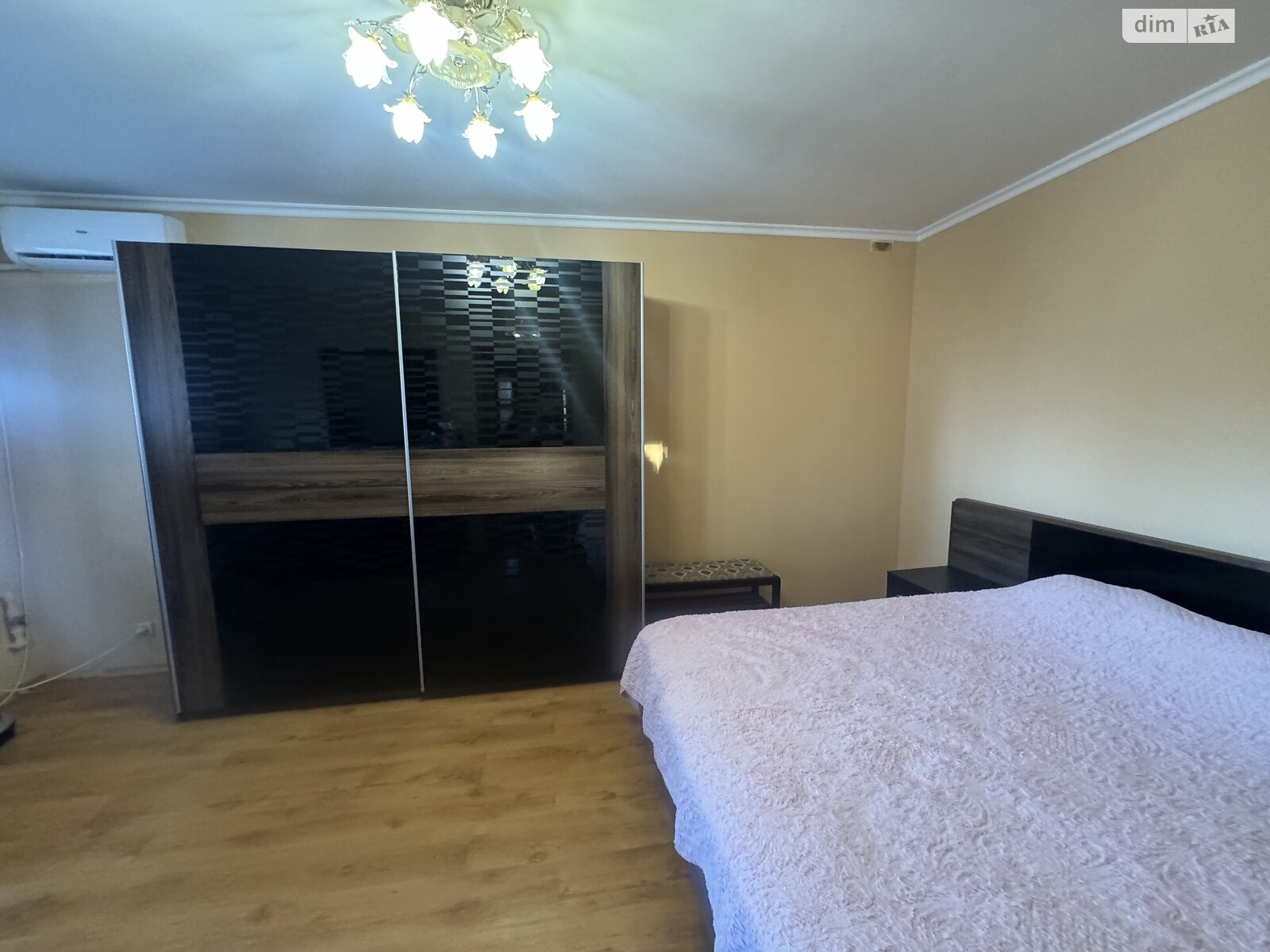 двоповерховий будинок бесідка, 250 кв. м, цегла. Продаж у Одесі фото 1 двоповерховий будинок бесідка, 250 кв. м, цегла. Продаж у Одесі фото 1