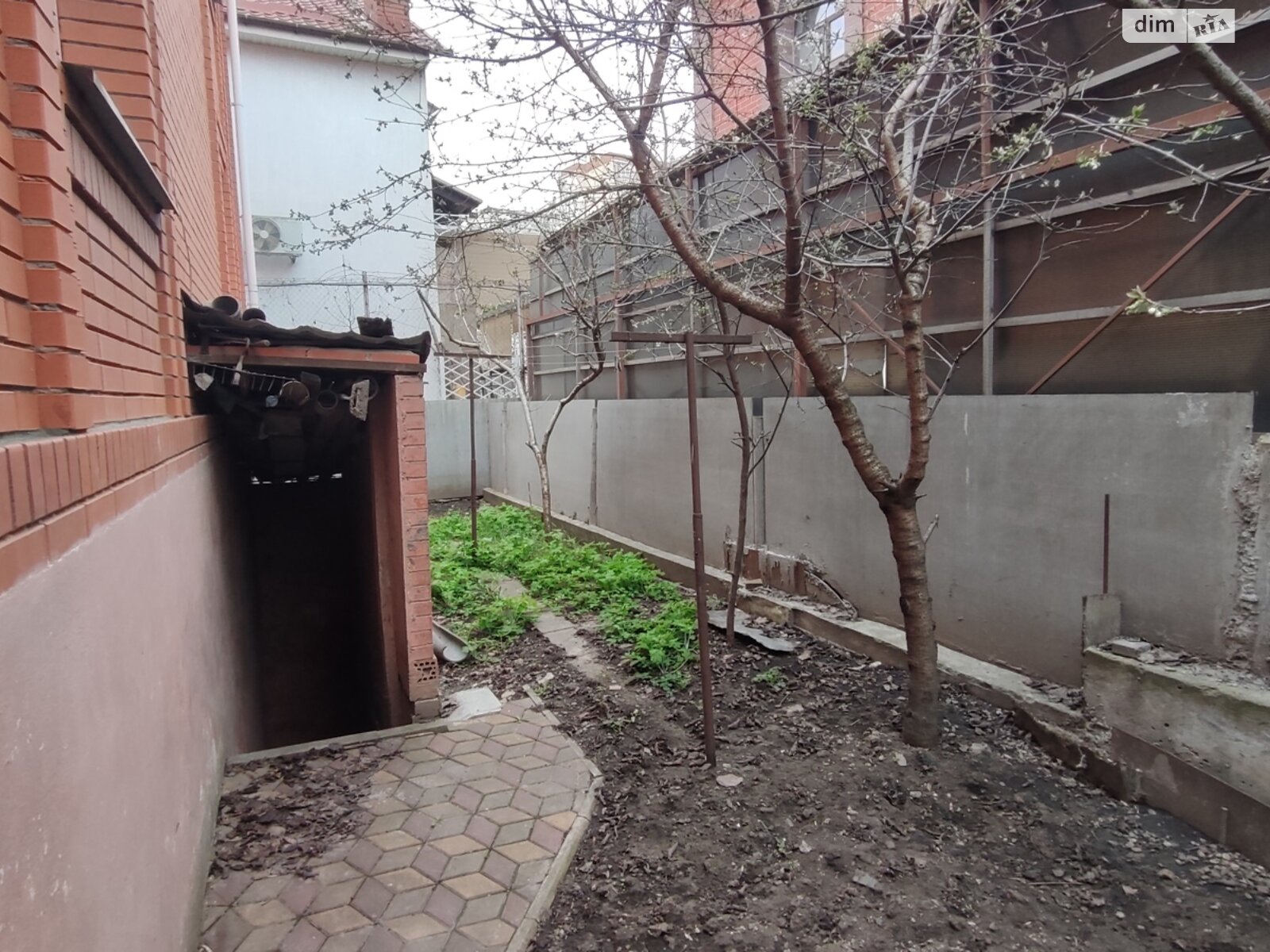 двоповерховий будинок з гаражем, 320 кв. м, кирпич. Продаж в Одесі, район Воронцівка фото 1 двоповерховий будинок з гаражем, 320 кв. м, кирпич. Продаж в Одесі, район Воронцівка фото 1