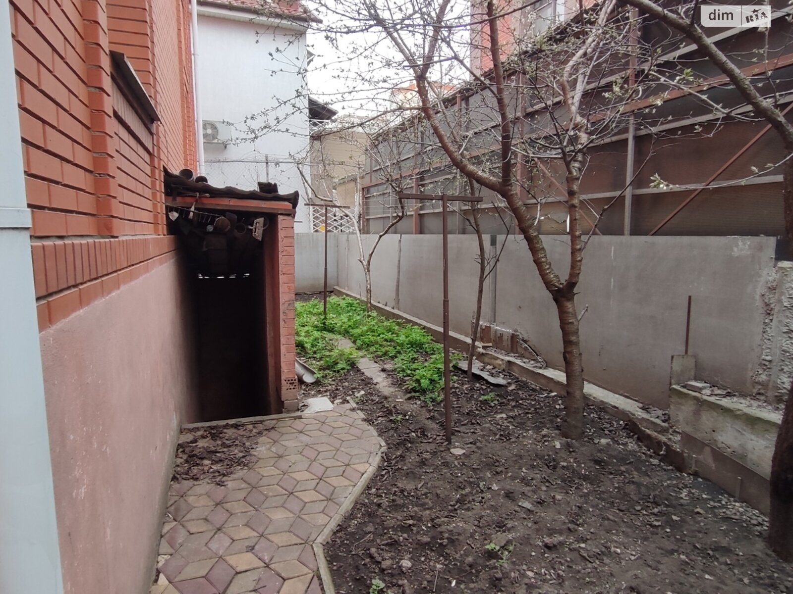 двоповерховий будинок з гаражем, 320 кв. м, кирпич. Продаж в Одесі, район Воронцівка фото 1 двоповерховий будинок з гаражем, 320 кв. м, кирпич. Продаж в Одесі, район Воронцівка фото 1