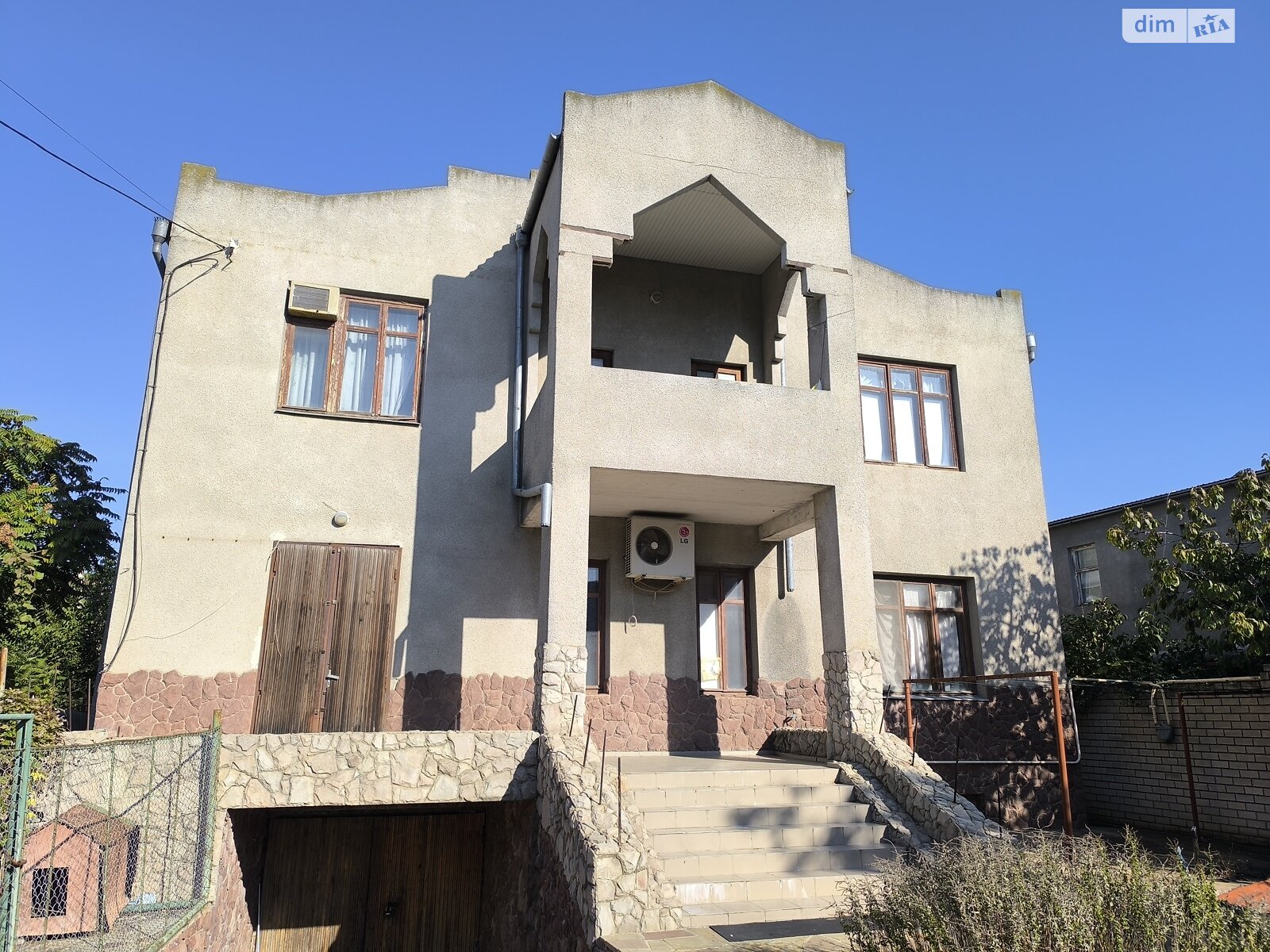 двухэтажный дом, 380 кв. м, кирпич. Продажа в Одессе район Вузовский фото 1 двухэтажный дом, 380 кв. м, кирпич. Продажа в Одессе район Вузовский фото 1