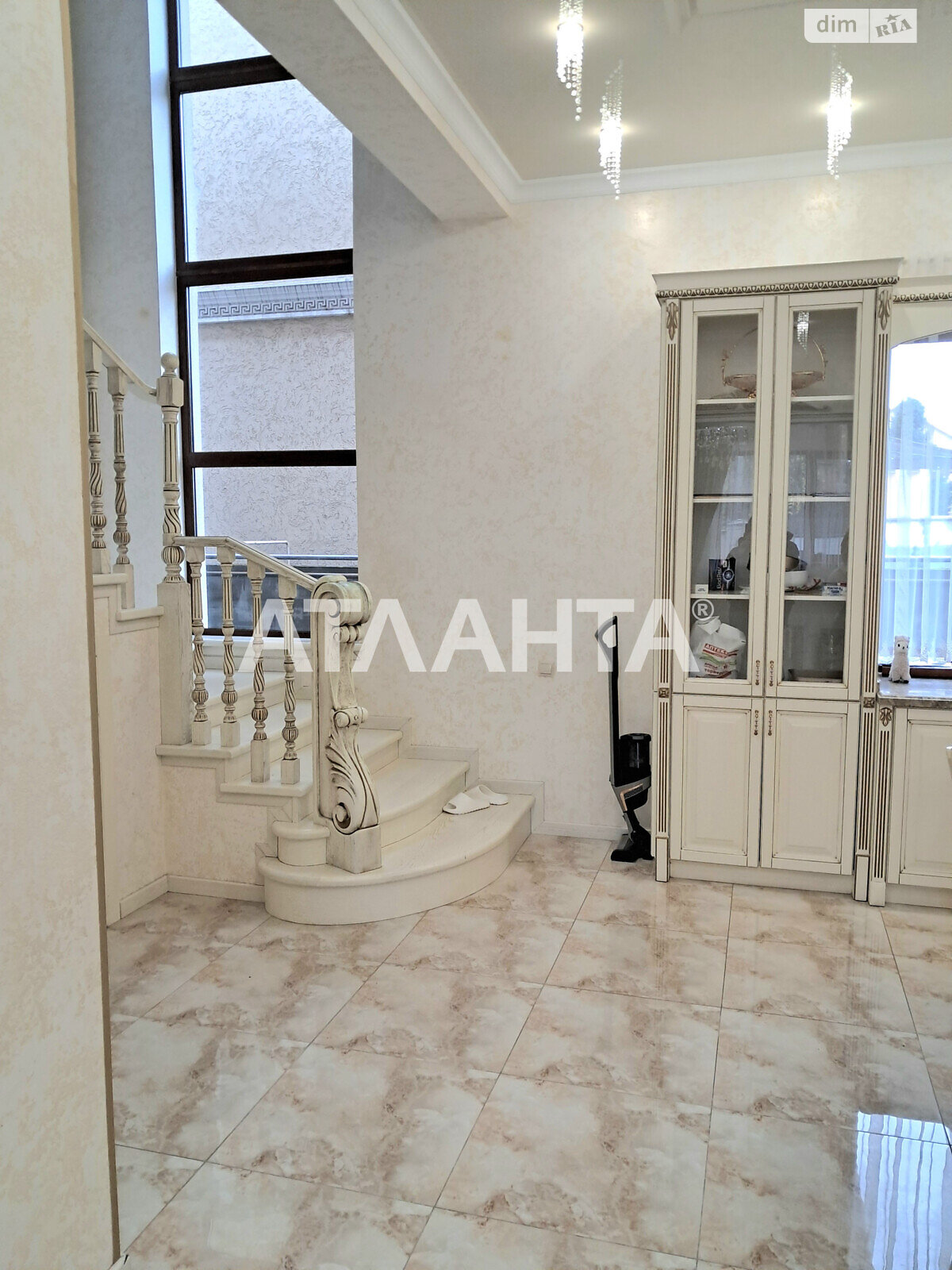 двухэтажный дом беседка, 135 кв. м, ракушечник (ракушняк). Продажа в Одессе район Вузовский фото 1