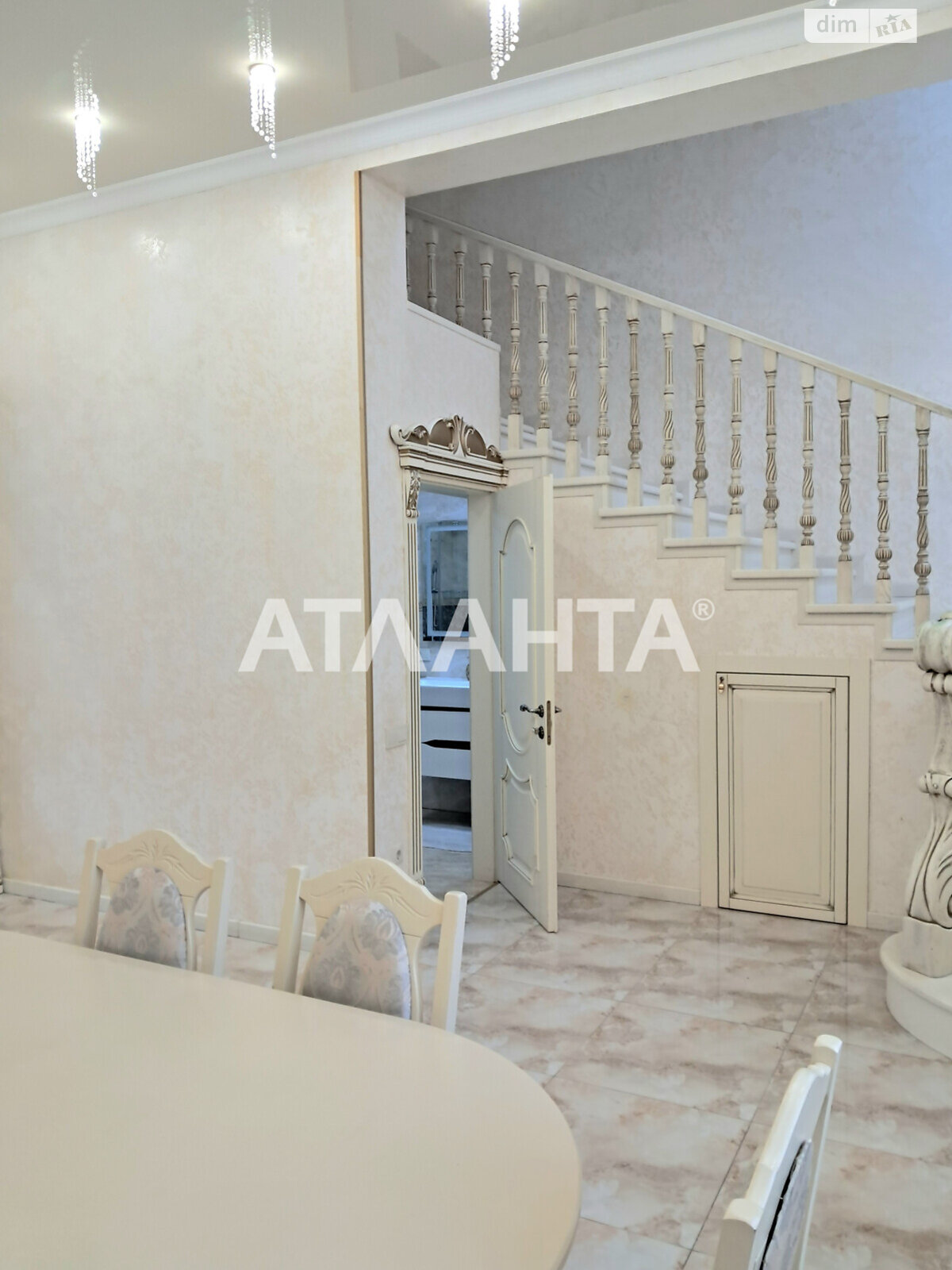 двухэтажный дом беседка, 135 кв. м, ракушечник (ракушняк). Продажа в Одессе район Вузовский фото 1