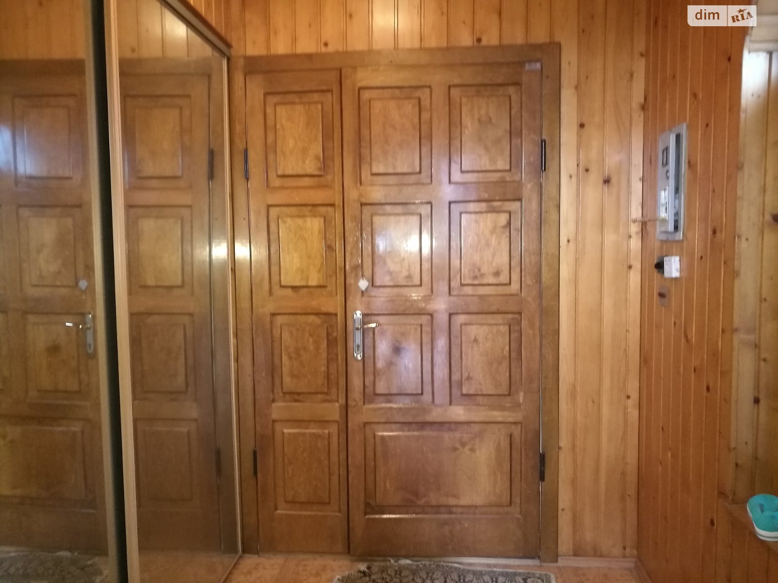 трехэтажный дом с гаражом, 396.6 кв. м, ракушечник (ракушняк). Продажа в Одессе район Золотая Горка фото 1