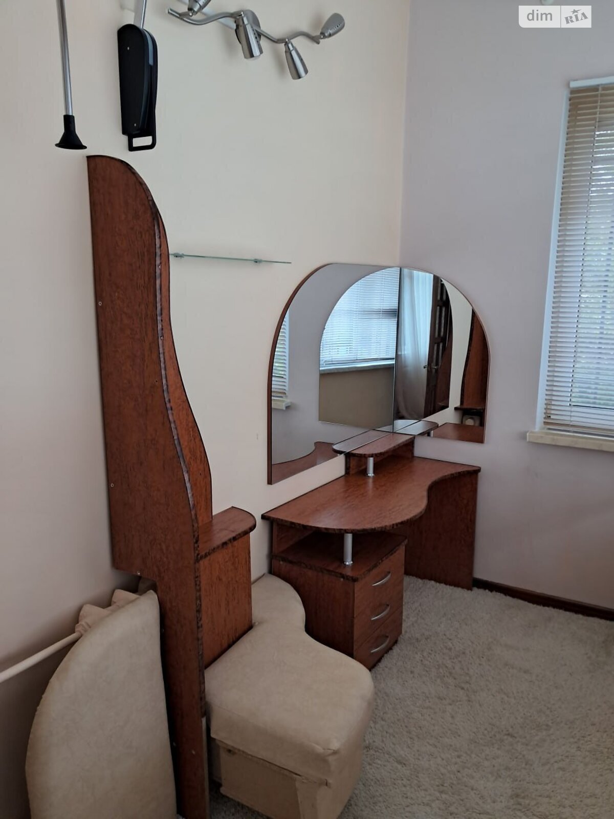 двухэтажный дом с отоплением, 282 кв. м, ракушечник (ракушняк). Продажа в Одессе район Золотая Горка фото 1 двухэтажный дом с отоплением, 282 кв. м, ракушечник (ракушняк). Продажа в Одессе район Золотая Горка фото 1