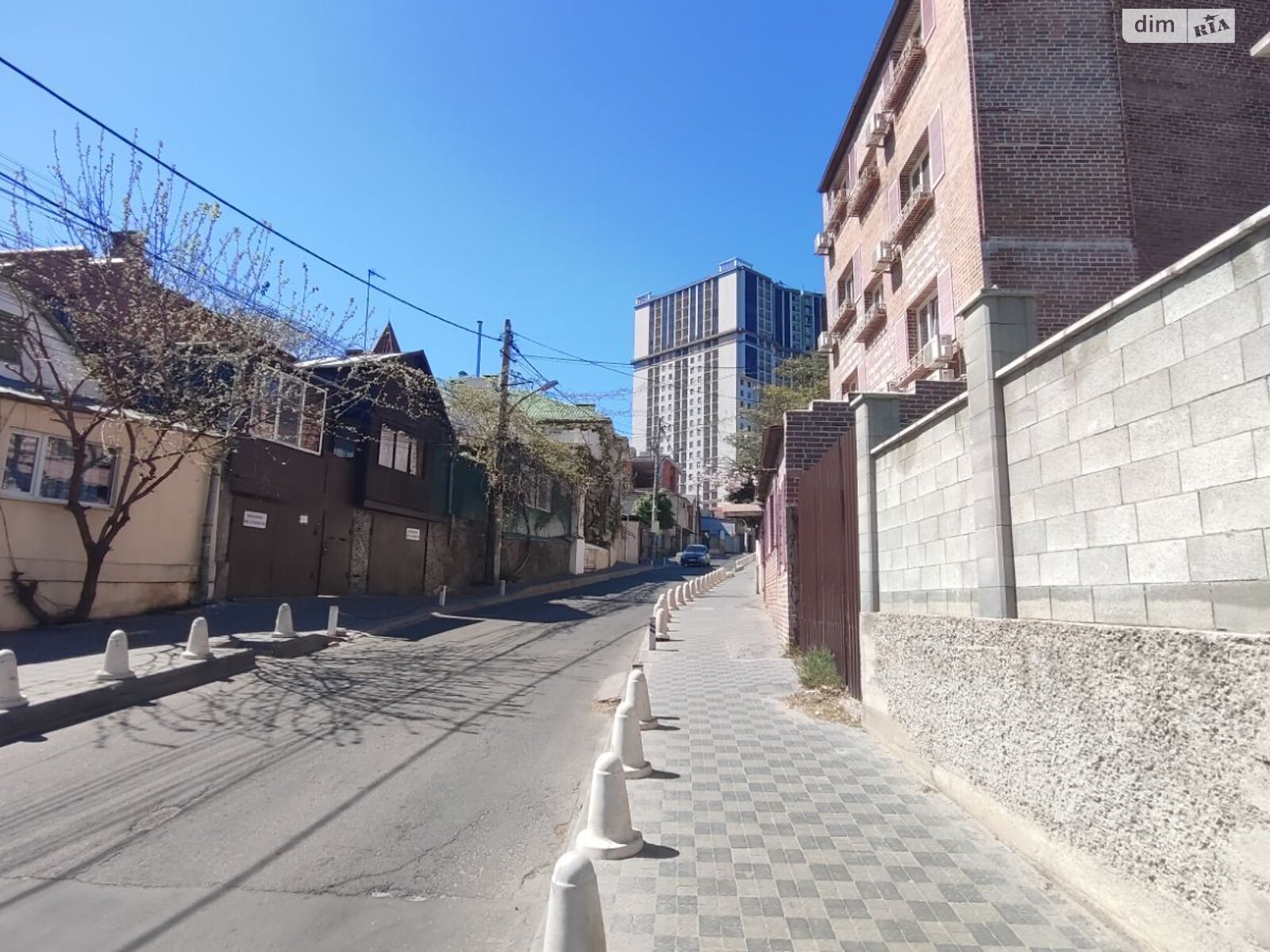 триповерховий будинок з гаражем, 60 кв. м, цегла силікатна. Продаж в Одесі, район Золотий Берег фото 1 триповерховий будинок з гаражем, 60 кв. м, цегла силікатна. Продаж в Одесі, район Золотий Берег фото 1