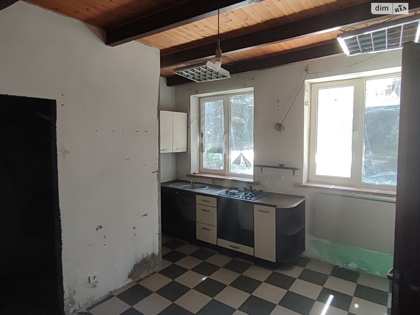 триповерховий будинок з гаражем, 60 кв. м, цегла силікатна. Продаж в Одесі, район Золотий Берег фото 1 триповерховий будинок з гаражем, 60 кв. м, цегла силікатна. Продаж в Одесі, район Золотий Берег фото 1