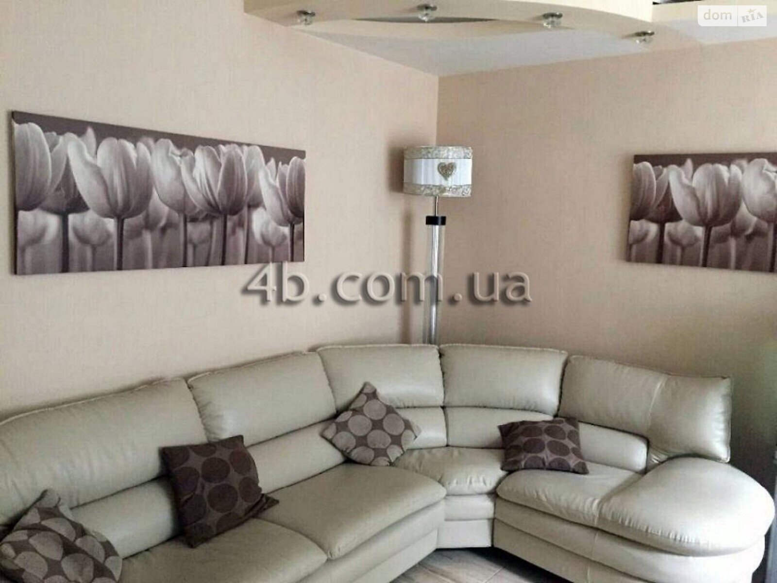 двухэтажный дом с мебелью, 227 кв. м, кирпич. Продажа в Одессе район Золотой Берег фото 1
