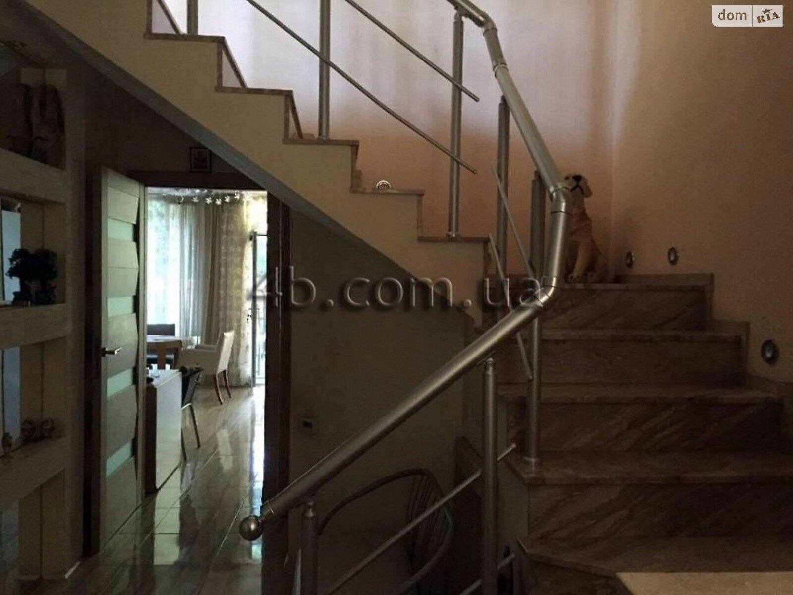 двухэтажный дом с мебелью, 227 кв. м, кирпич. Продажа в Одессе район Золотой Берег фото 1