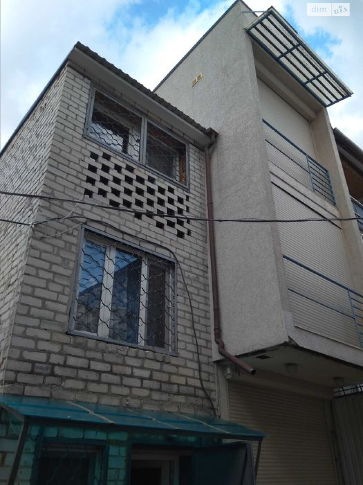 триповерховий будинок, 54 кв. м, кирпич. Продаж у Одесі фото 1 триповерховий будинок, 54 кв. м, кирпич. Продаж у Одесі фото 1