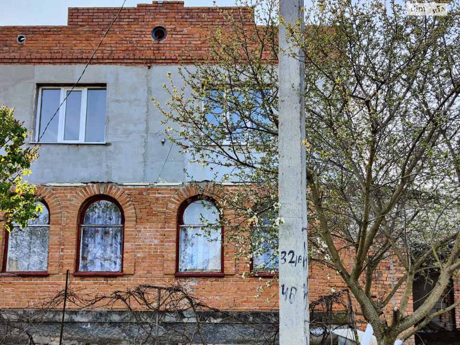 двухэтажный дом с отоплением, 163 кв. м, кирпич. Продажа в Олешине фото 1