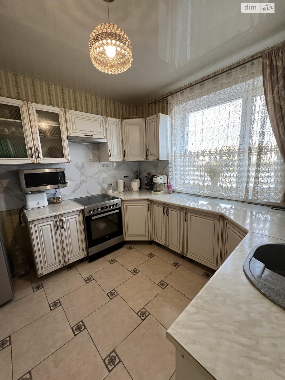 двухэтажный дом беседка, 215.3 кв. м, кирпич. Продажа в Олешине фото 1 двухэтажный дом беседка, 215.3 кв. м, кирпич. Продажа в Олешине фото 1