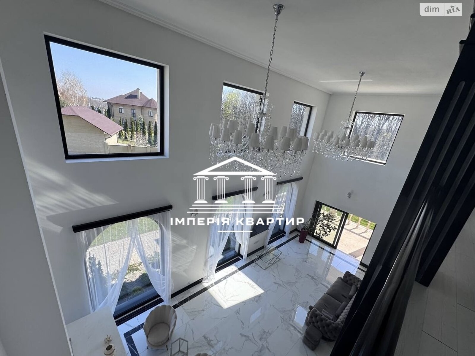 двоповерховий будинок з верандою, 360 кв. м, цегла. Продаж у Олешках фото 1 двоповерховий будинок з верандою, 360 кв. м, цегла. Продаж у Олешках фото 1