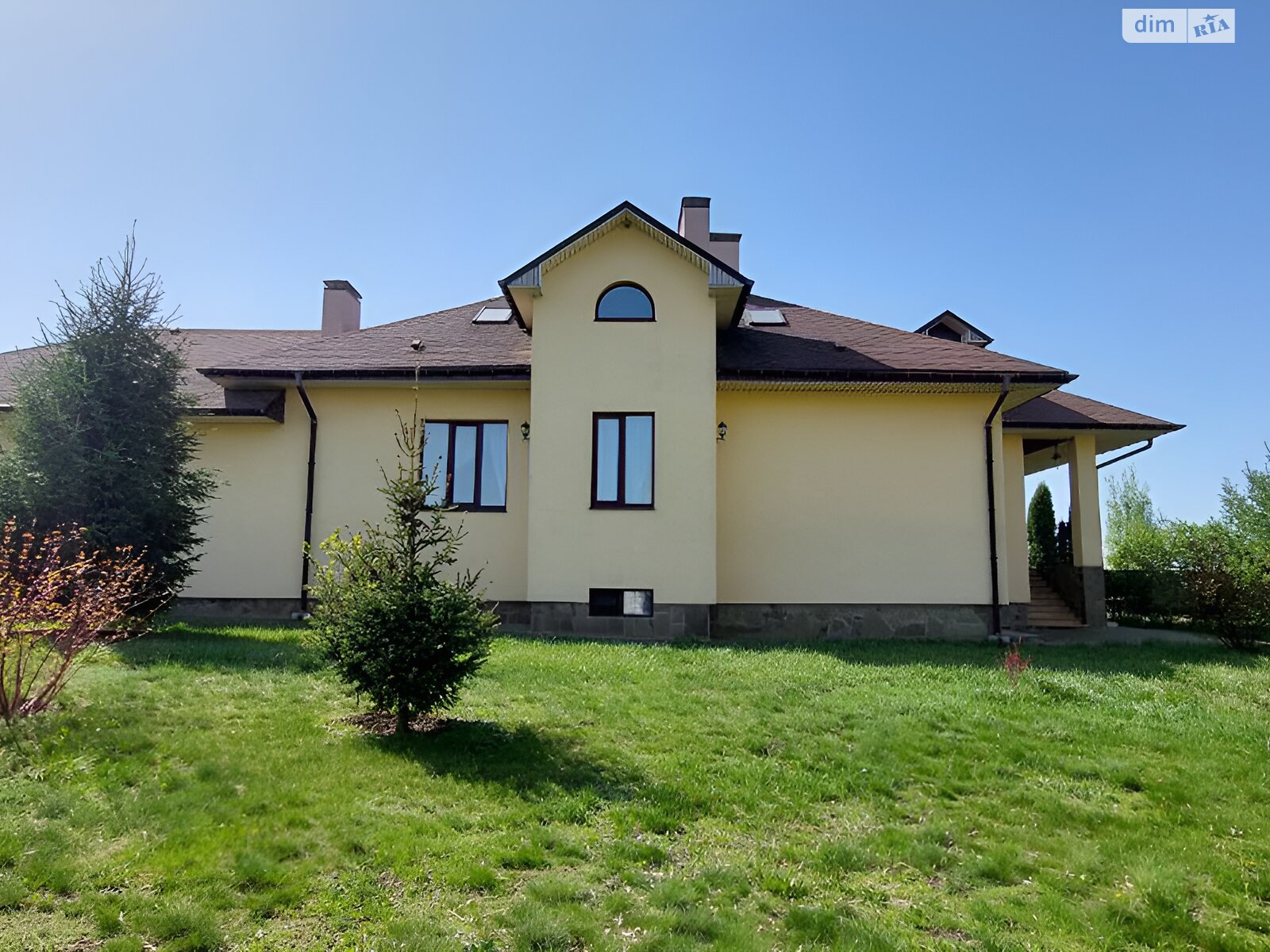 двухэтажный дом с гаражом, 530 кв. м, ракушечник (ракушняк). Продажа в Олейниковой Слободе фото 1 двухэтажный дом с гаражом, 530 кв. м, ракушечник (ракушняк). Продажа в Олейниковой Слободе фото 1