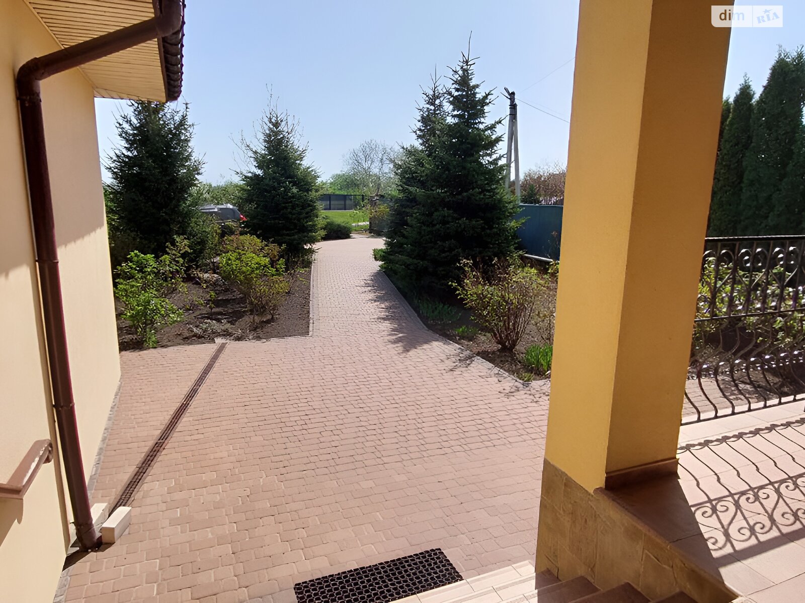 двухэтажный дом с гаражом, 530 кв. м, ракушечник (ракушняк). Продажа в Олейниковой Слободе фото 1 двухэтажный дом с гаражом, 530 кв. м, ракушечник (ракушняк). Продажа в Олейниковой Слободе фото 1