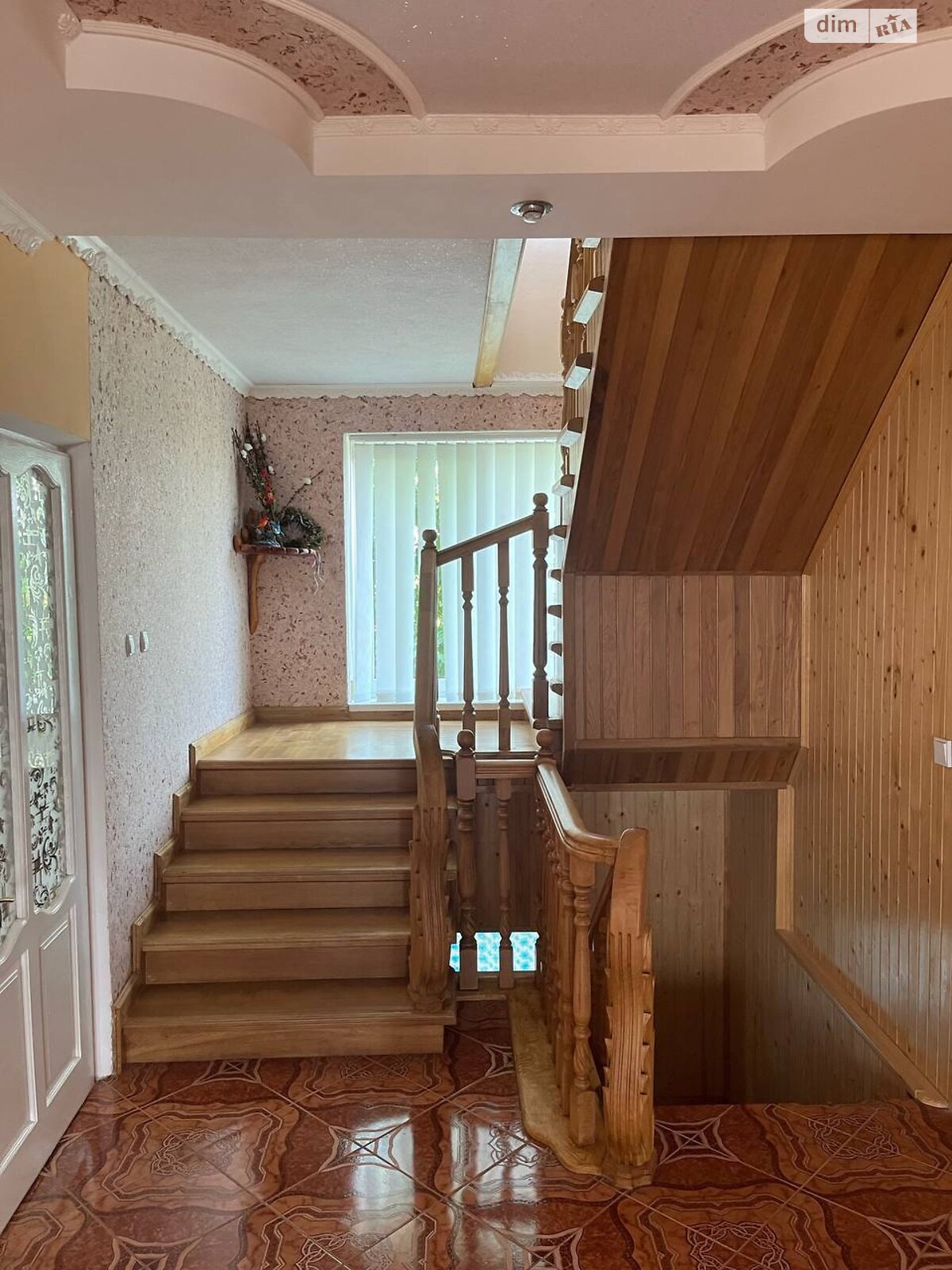 трехэтажный дом с гаражом, 300 кв. м, кирпич. Продажа в Ольховцах фото 1 трехэтажный дом с гаражом, 300 кв. м, кирпич. Продажа в Ольховцах фото 1
