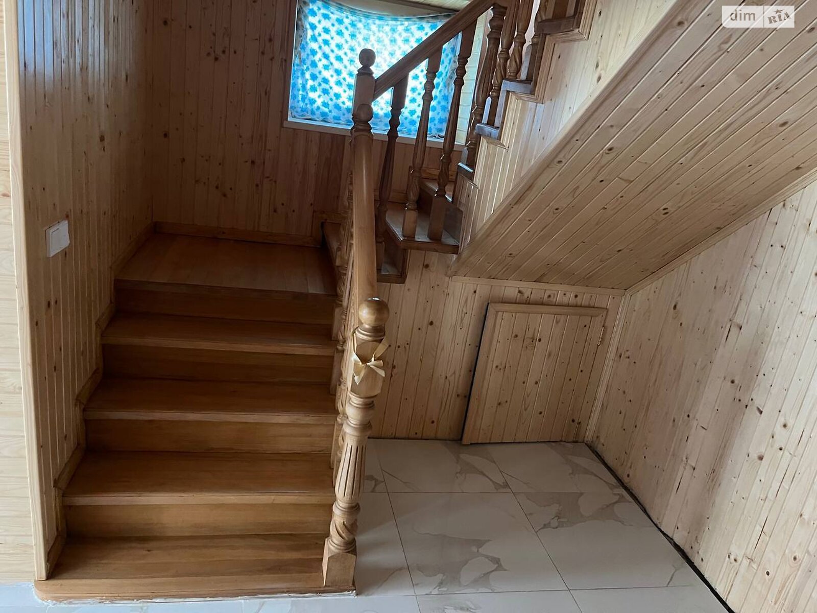 трехэтажный дом с гаражом, 300 кв. м, кирпич. Продажа в Ольховцах фото 1 трехэтажный дом с гаражом, 300 кв. м, кирпич. Продажа в Ольховцах фото 1