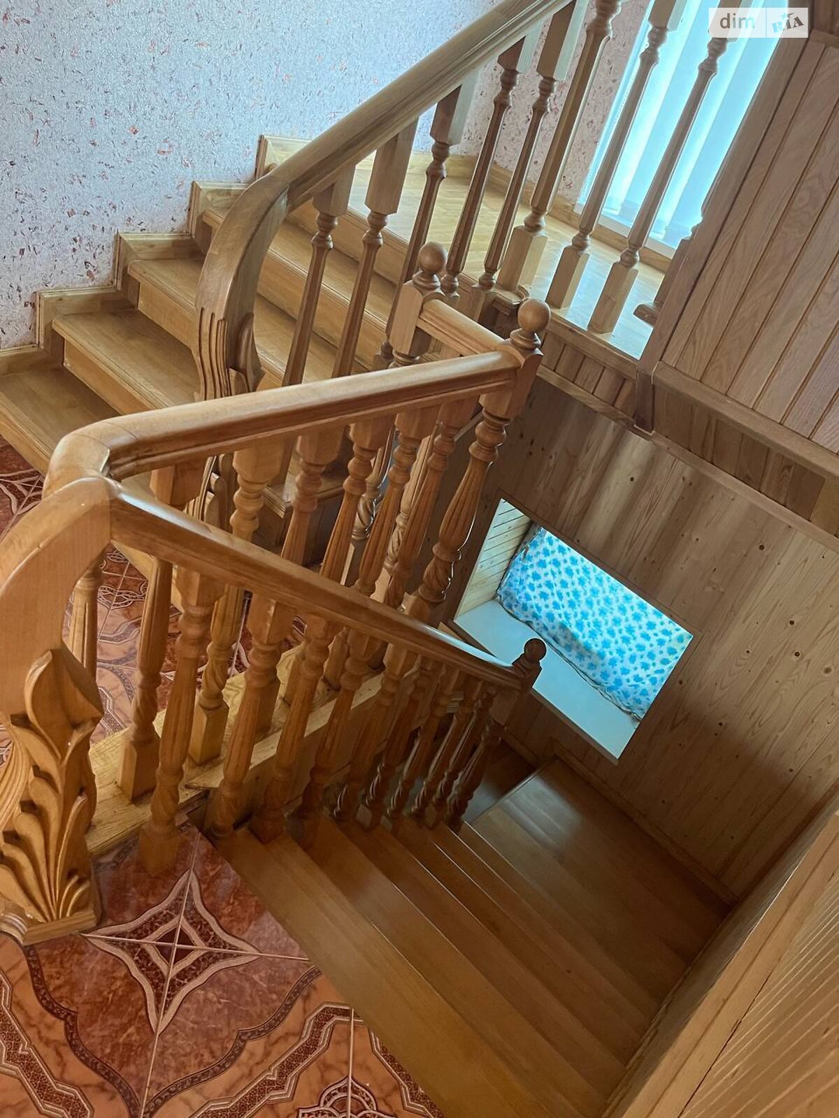 трехэтажный дом с гаражом, 300 кв. м, кирпич. Продажа в Ольховцах фото 1 трехэтажный дом с гаражом, 300 кв. м, кирпич. Продажа в Ольховцах фото 1