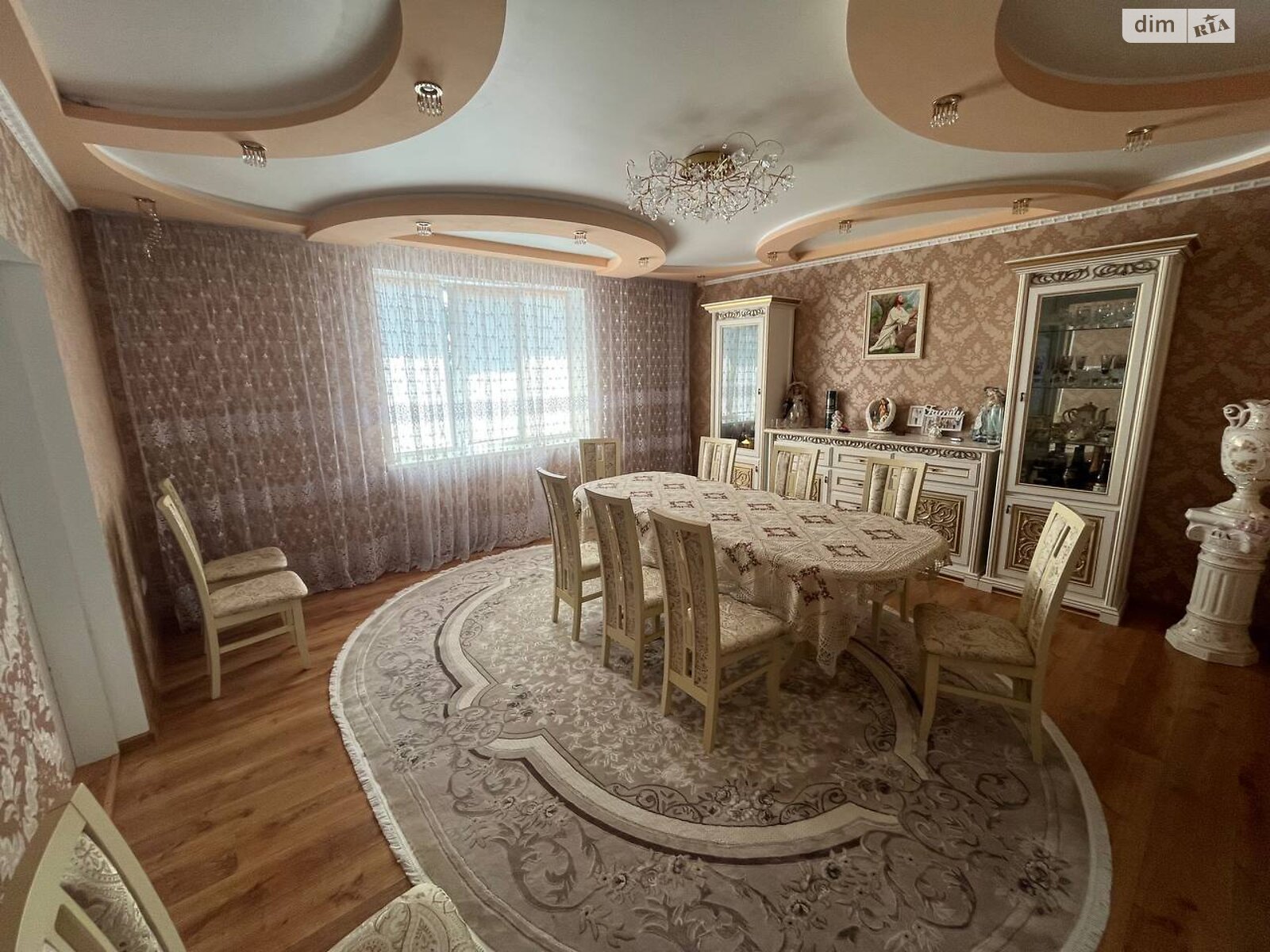 трехэтажный дом с гаражом, 300 кв. м, кирпич. Продажа в Ольховцах фото 1 трехэтажный дом с гаражом, 300 кв. м, кирпич. Продажа в Ольховцах фото 1