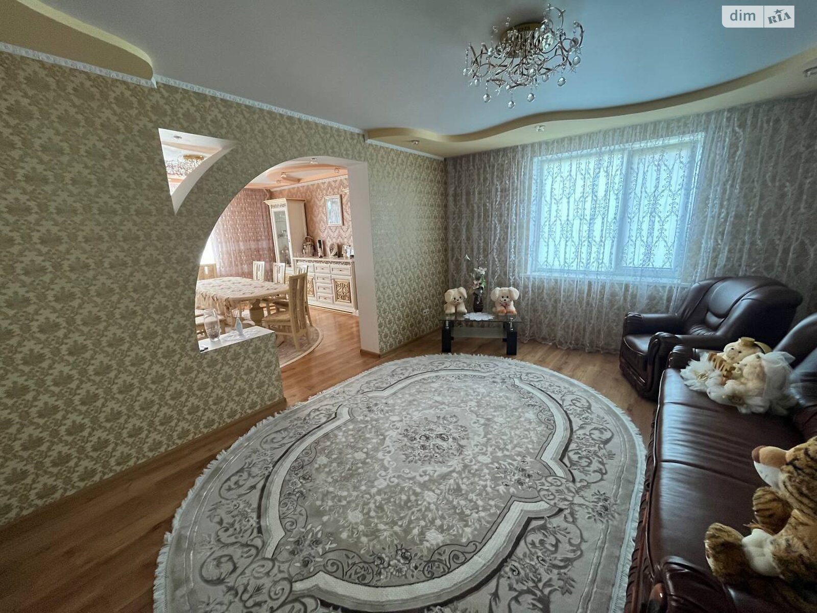 трехэтажный дом с гаражом, 300 кв. м, кирпич. Продажа в Ольховцах фото 1 трехэтажный дом с гаражом, 300 кв. м, кирпич. Продажа в Ольховцах фото 1