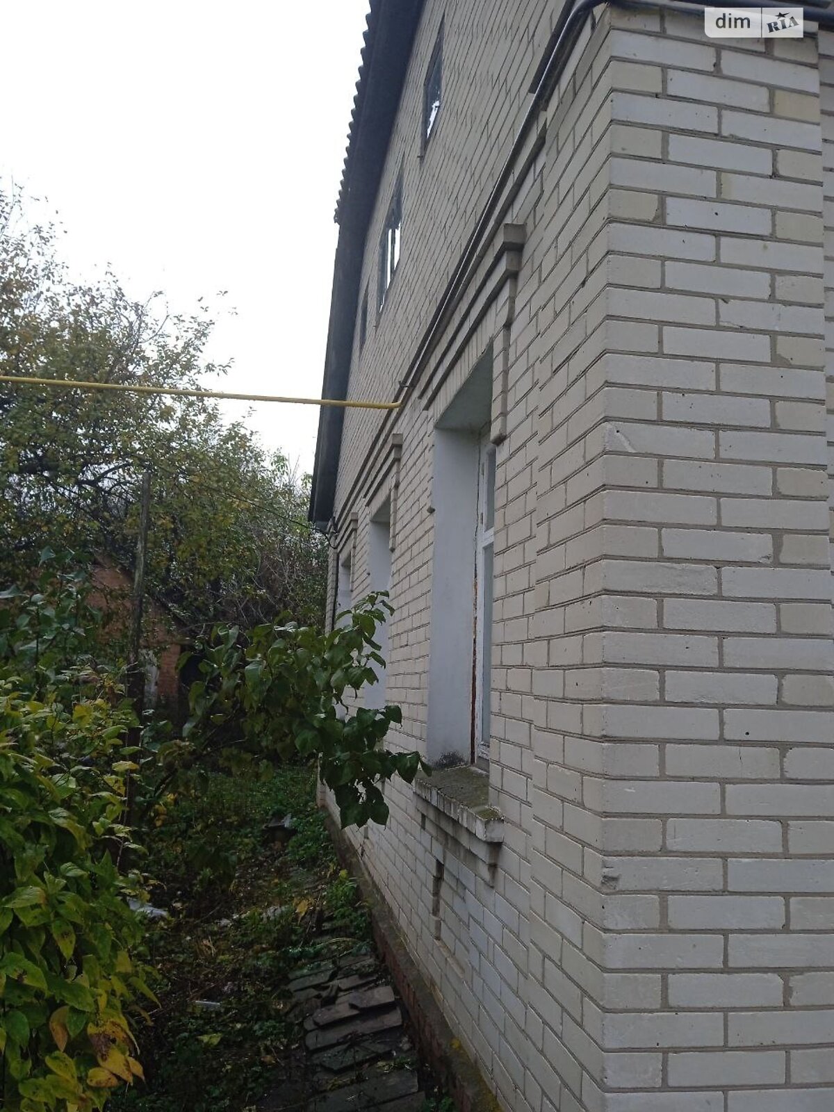 одноэтажный дом с отоплением, 100 кв. м, дерево и кирпич. Продажа в Ольшане фото 1