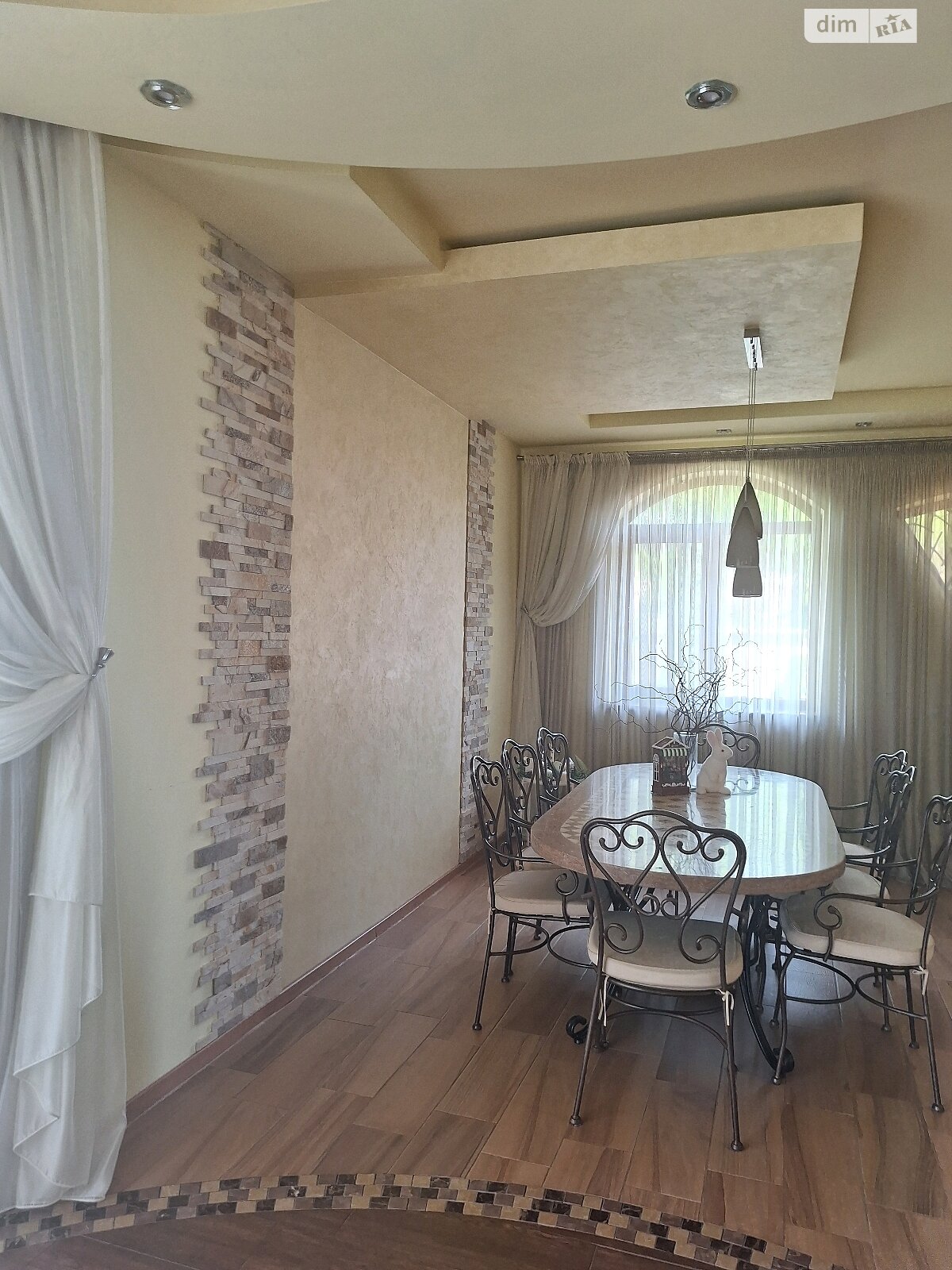 двухэтажный дом, 220 кв. м, кирпич. Продажа в Оноковцы фото 1 двухэтажный дом, 220 кв. м, кирпич. Продажа в Оноковцы фото 1