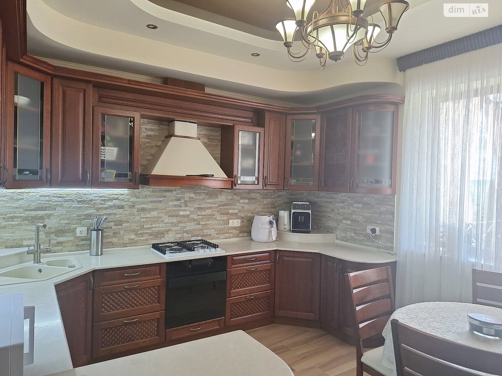 двухэтажный дом, 220 кв. м, кирпич. Продажа в Оноковцы фото 1 двухэтажный дом, 220 кв. м, кирпич. Продажа в Оноковцы фото 1