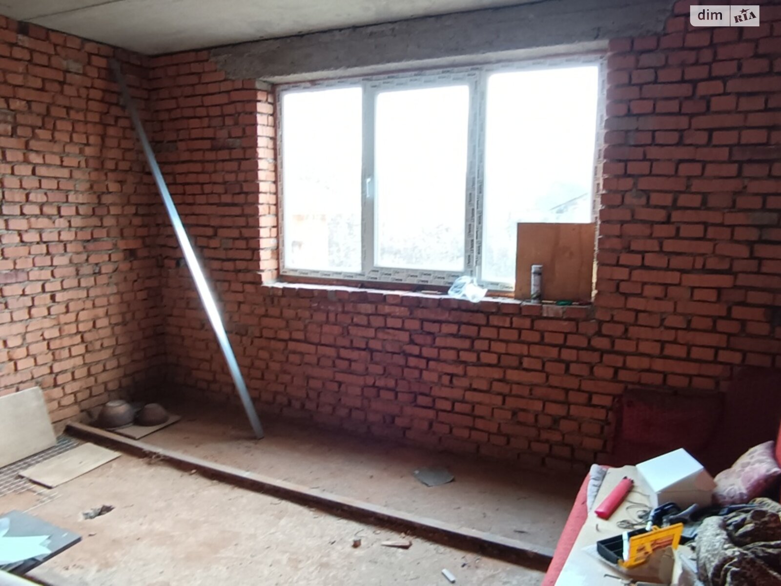 трехэтажный дом, 300 кв. м, кирпич. Продажа в Оноковцы фото 1 трехэтажный дом, 300 кв. м, кирпич. Продажа в Оноковцы фото 1