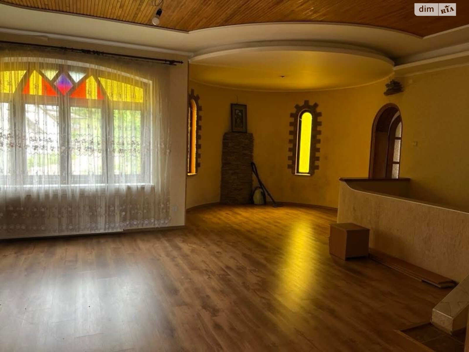двоповерховий будинок, 333.6 кв. м, цегла. Продаж у Оноківцях фото 1 двоповерховий будинок, 333.6 кв. м, цегла. Продаж у Оноківцях фото 1