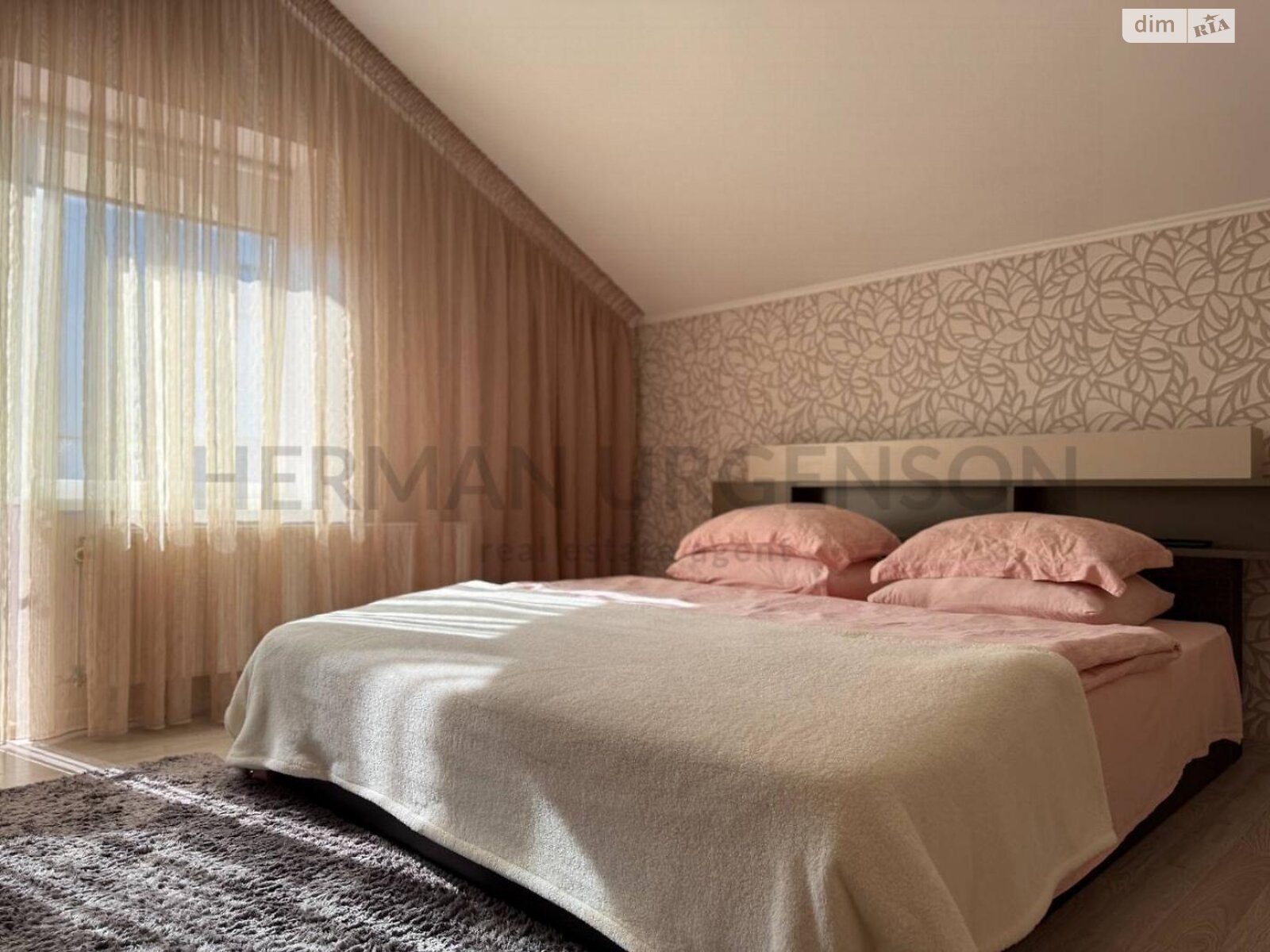 двухэтажный дом с балконом, 170 кв. м, кирпич. Продажа в Оноковцы фото 1 двухэтажный дом с балконом, 170 кв. м, кирпич. Продажа в Оноковцы фото 1