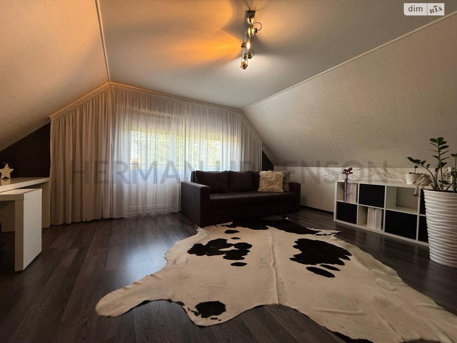 двухэтажный дом с балконом, 170 кв. м, кирпич. Продажа в Оноковцы фото 1 двухэтажный дом с балконом, 170 кв. м, кирпич. Продажа в Оноковцы фото 1