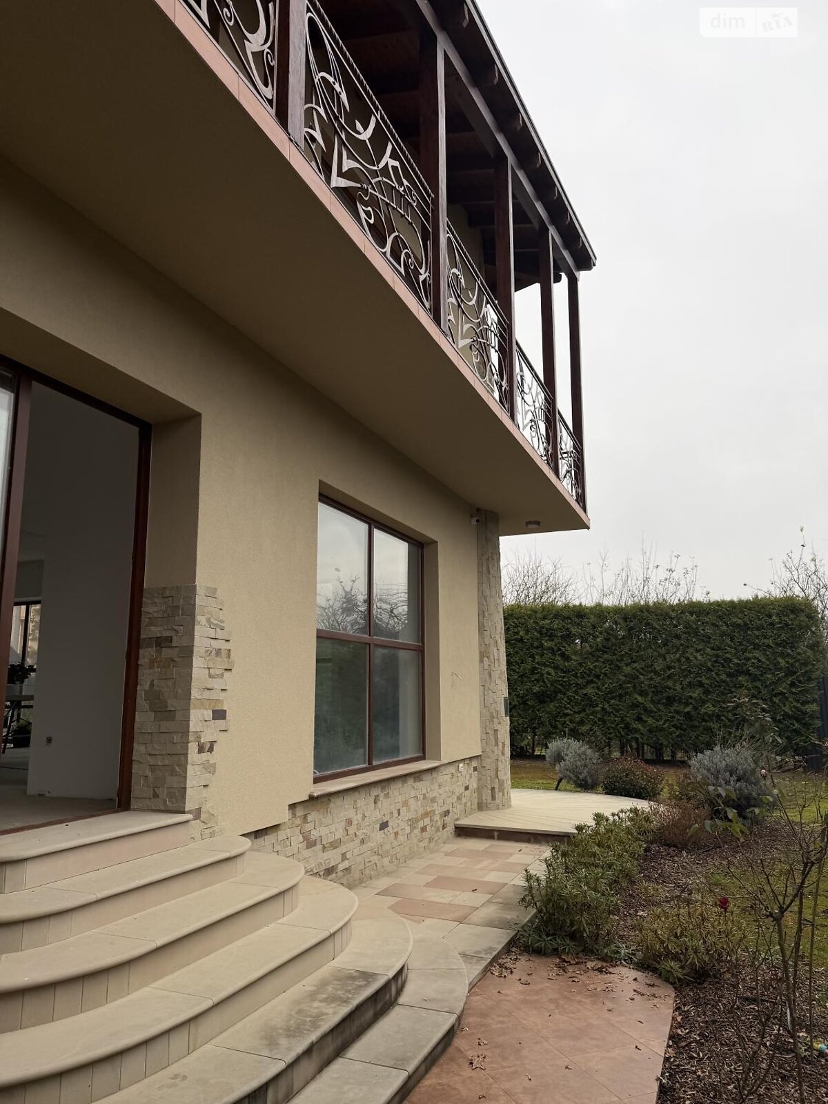 двоповерховий будинок, 295.2 кв. м, кирпич. Продаж у Оноківцях фото 1 двоповерховий будинок, 295.2 кв. м, кирпич. Продаж у Оноківцях фото 1