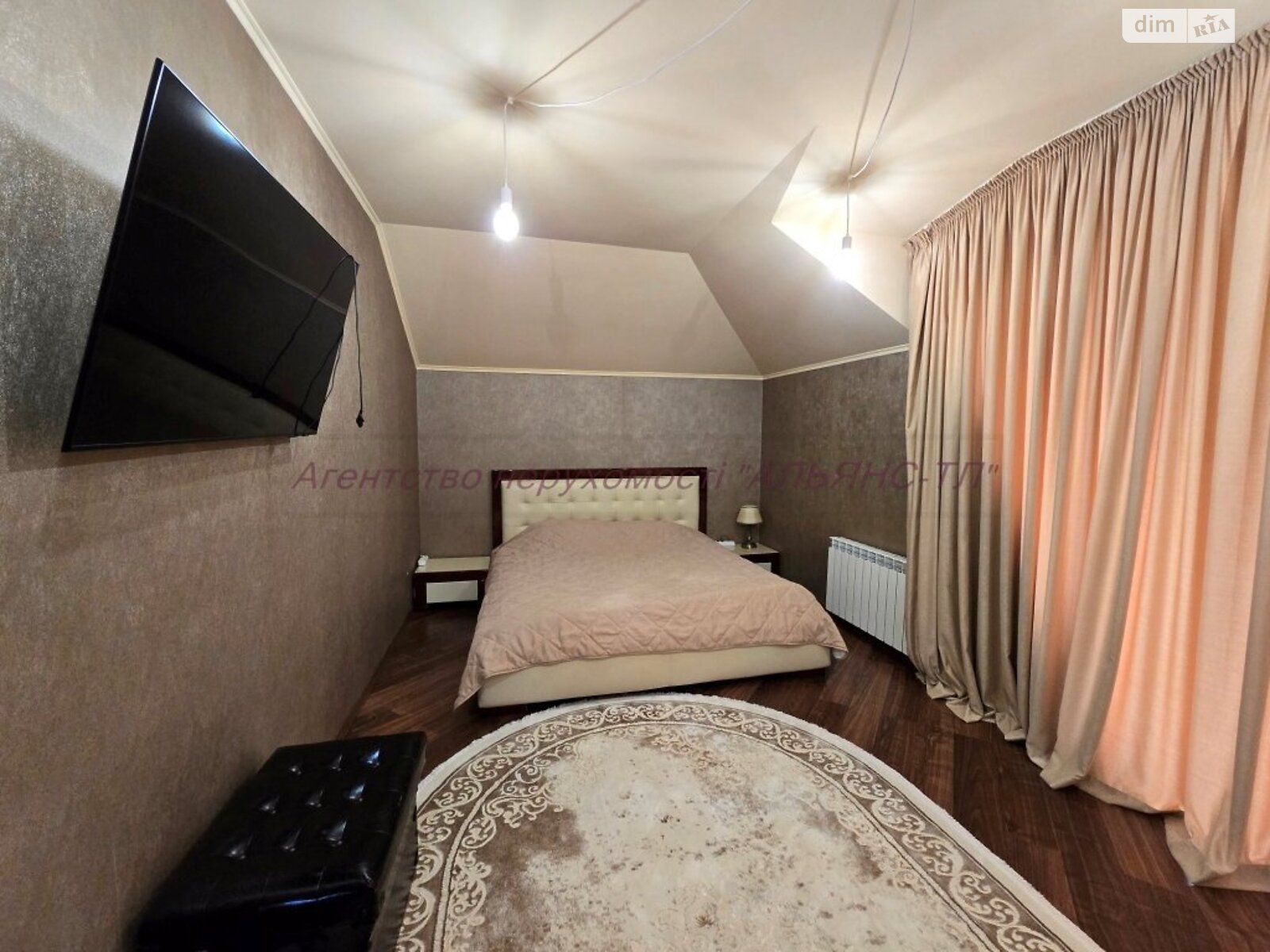 двухэтажный дом с ремонтом, 229 кв. м, кирпич. Продажа в Оноковцы фото 1 двухэтажный дом с ремонтом, 229 кв. м, кирпич. Продажа в Оноковцы фото 1