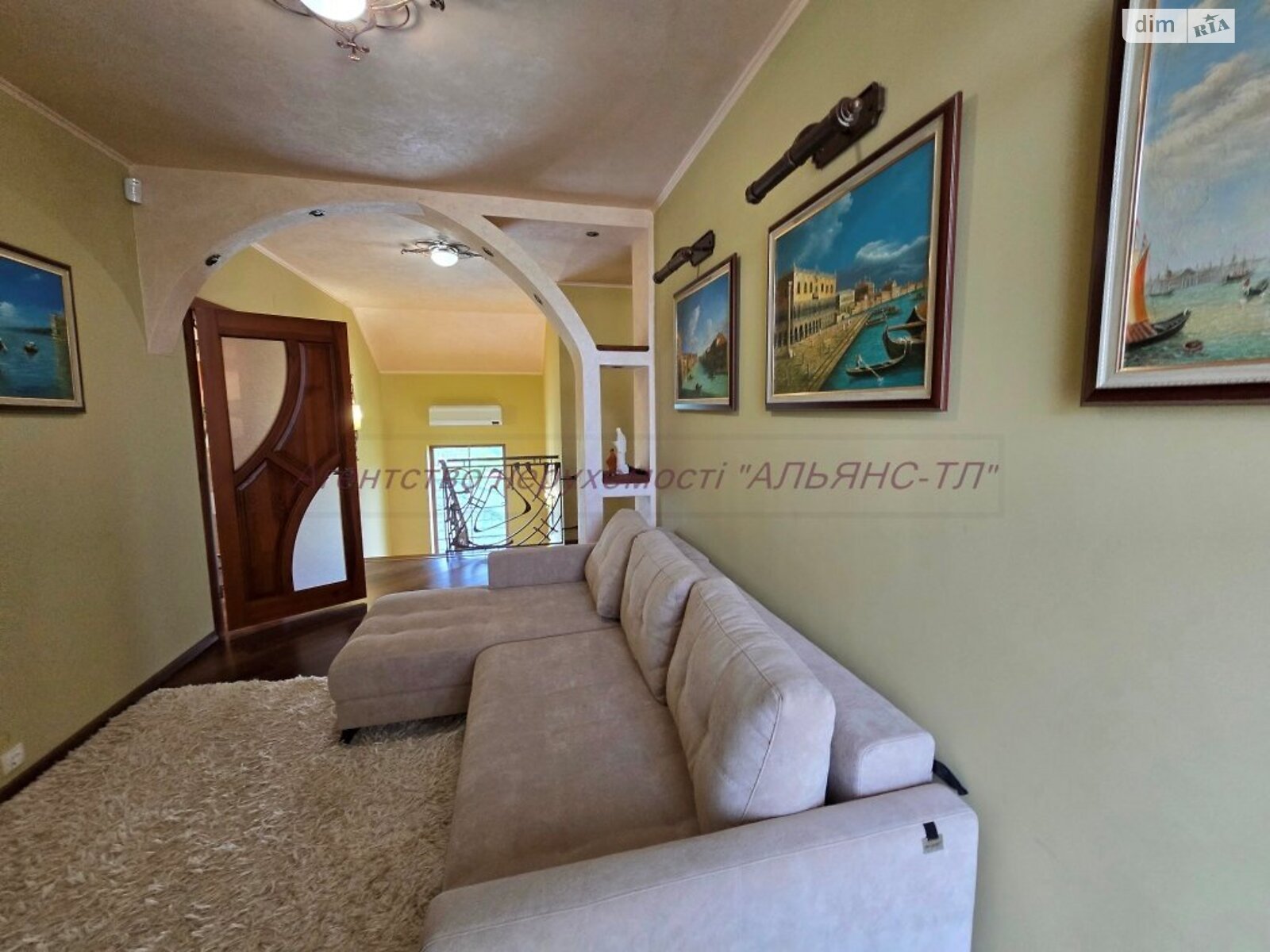двухэтажный дом с ремонтом, 229 кв. м, кирпич. Продажа в Оноковцы фото 1 двухэтажный дом с ремонтом, 229 кв. м, кирпич. Продажа в Оноковцы фото 1