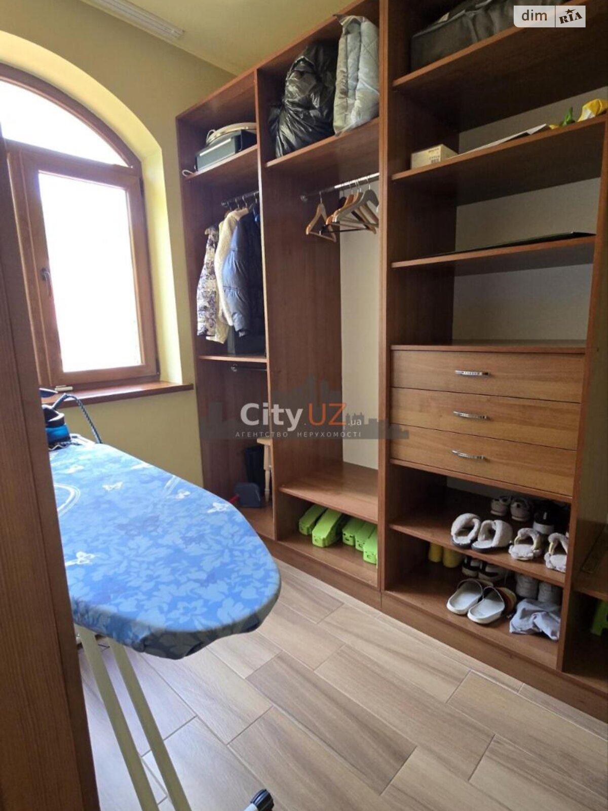 двухэтажный дом, 229 кв. м, кирпич. Продажа в Оноковцы фото 1 двухэтажный дом, 229 кв. м, кирпич. Продажа в Оноковцы фото 1