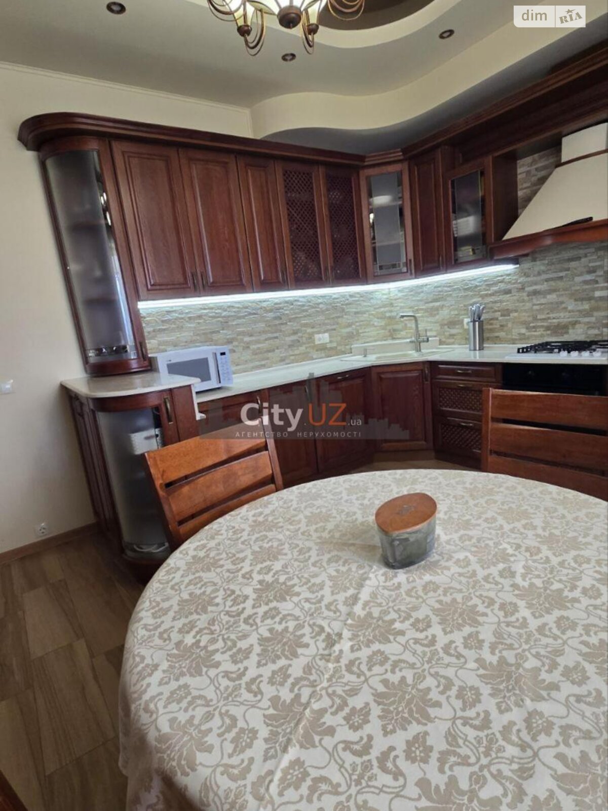 двухэтажный дом, 229 кв. м, кирпич. Продажа в Оноковцы фото 1 двухэтажный дом, 229 кв. м, кирпич. Продажа в Оноковцы фото 1
